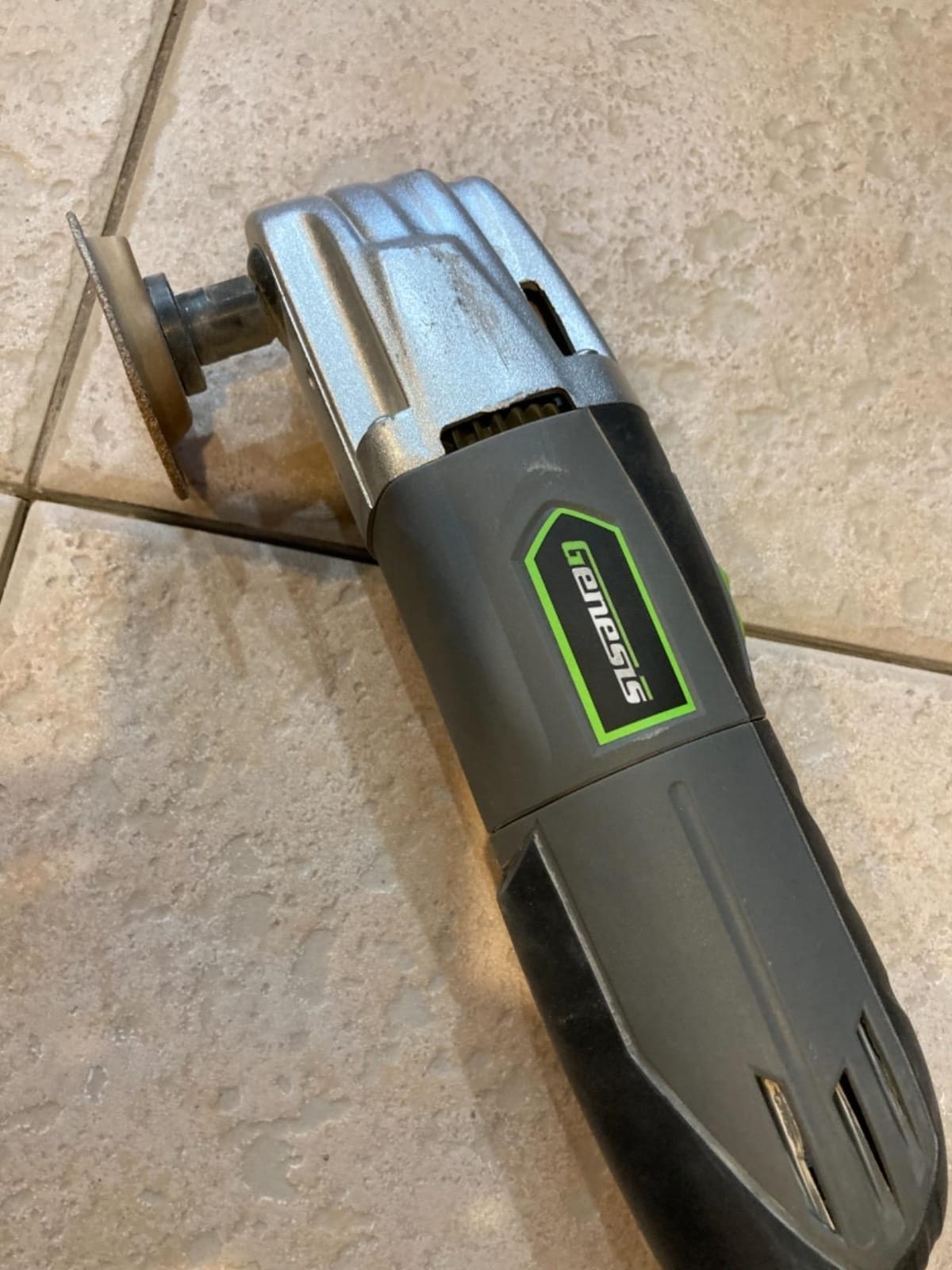 Genesis GMT15A 1.6 Amp Multi-Purpose Oscillating Tool and 19-Piece Universal Hook-And-Loop Accessory Kit with Storage Box customer photo 1