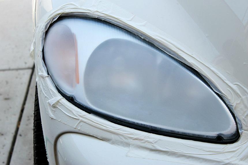 SYLVANIA Headlight Restoration Kit, Restores to Like-New Condition | Keeps Headlights Clear and Like-New with a Durable, Long-Lasting UV-Protective Coating for Easy At-Home Use customer photo 1