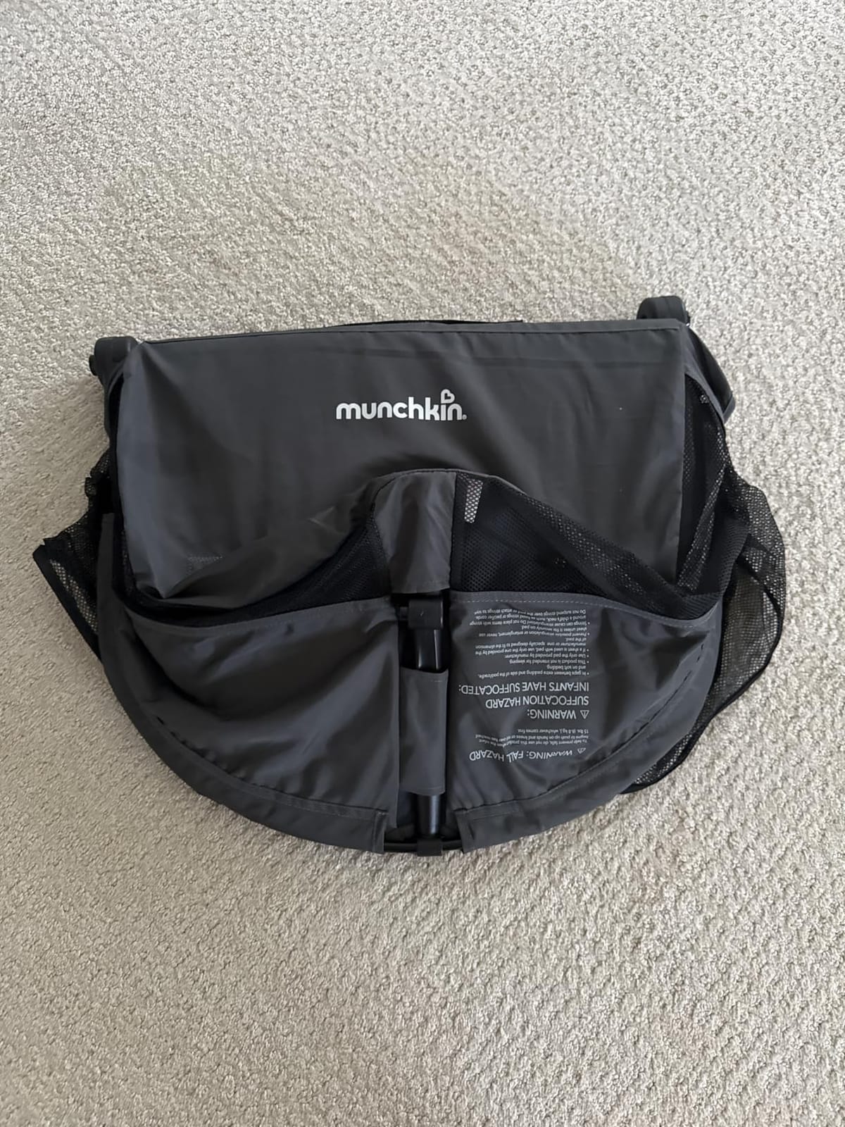 Munchkin Brica Baby Travel Pod, Infant and Baby Travel Essential for Flying and Car Travelling, Easy Setup, Portable, Grey customer photo 1