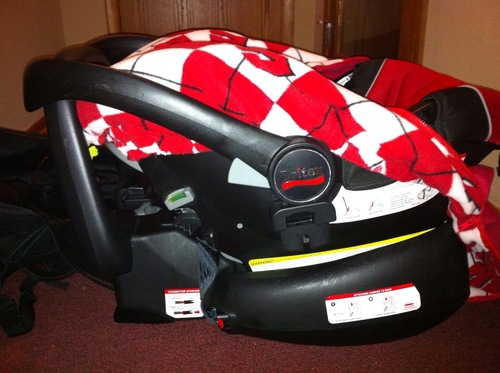 Britax Car Seat Travel Bag with Padded Backpack Straps | Water Resistant + Built-in Wheels + Multiple Carry Handles customer photo 2