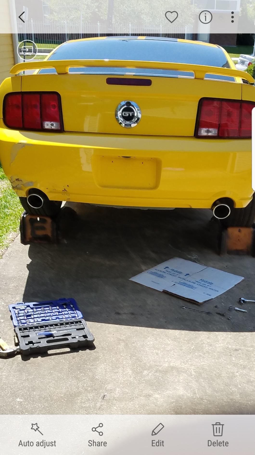 Flowmaster 817511 Axle-back System 409S - Dual Rear Exit - Outlaw - Aggressive Sound customer photo 1