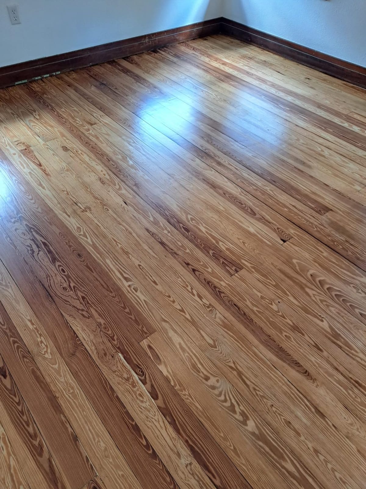 Bona Mega Wood Floor Finish Satin 1 Gallon customer photo 2