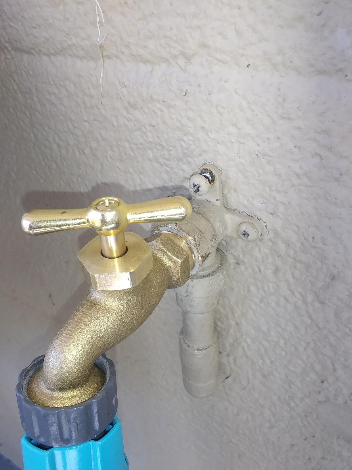 Eastman Irrigation Hose Bibb, 1/2 Inch MIP x 1/2 Inch MHT Outdoor Spigot, Brass Garden Valve, 20181 customer photo 1
