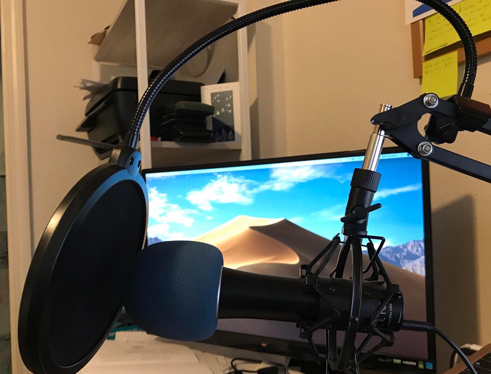 Dragonpad USA Microphone Pop Filter, for Blue Yeti, Blue Snowball - Flexible Gooseneck Microphone Mount and Double Layer Sound Shield Guard Windscreen customer photo 2