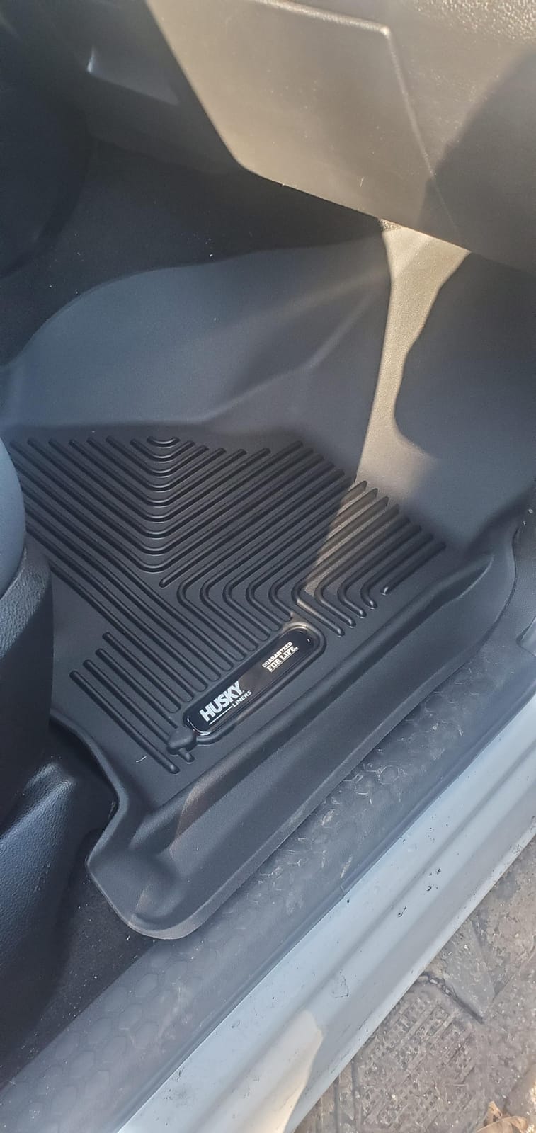 Husky Liners Weatherbeater Floor Mats | Fits 2009 - 2024 Ram 1500 (19-24 CLASSIC BODY ONLY) CREW CAB; 2010-2018 Ram 2500/3500 w/Auto Trans. | Front & 2nd Row, 3-pc Black - 99001 customer photo 2