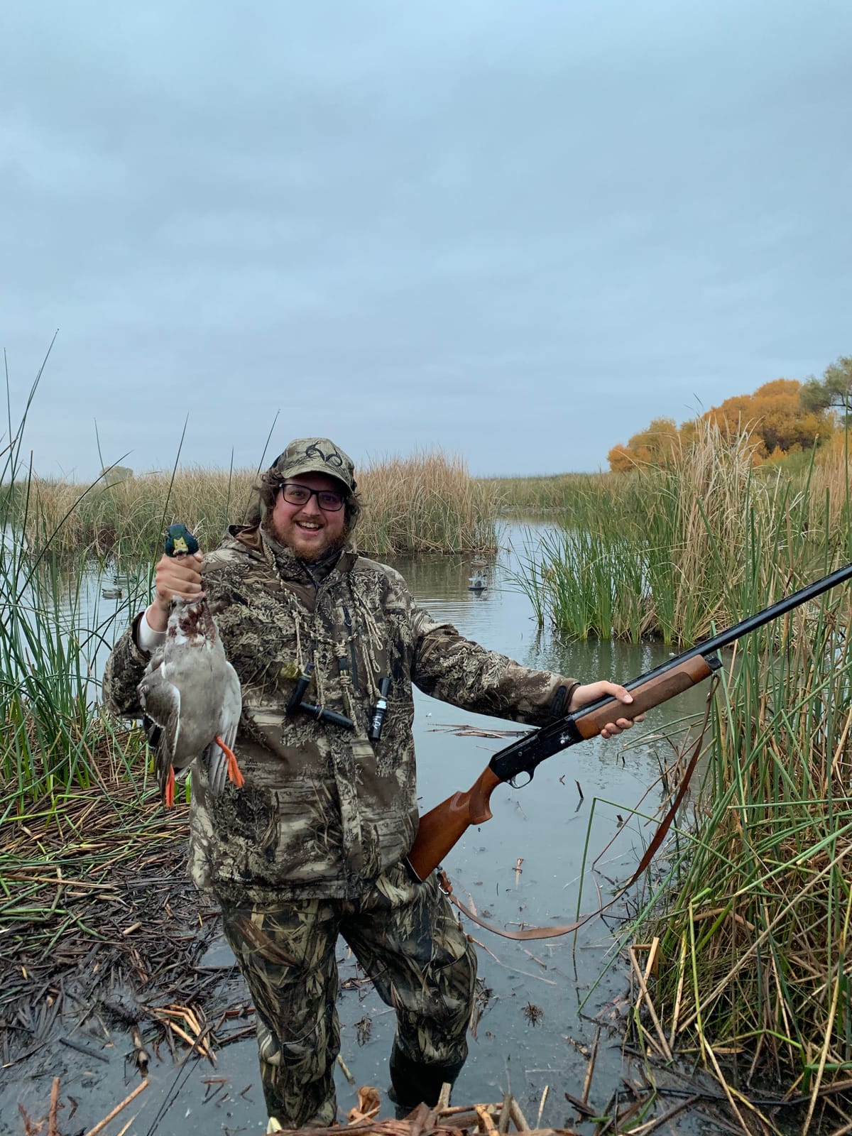 Avian X Topflight Backwater Mallards Duck Decoys Pack, Ultra Realistic Floating Mallard Hunting Decoy, 3 Feeding Postures, Multicolor, 6 Pack customer photo 2