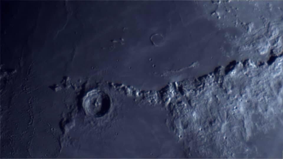 Celestron Luminos 2.5X Barlow Lens for 1.25