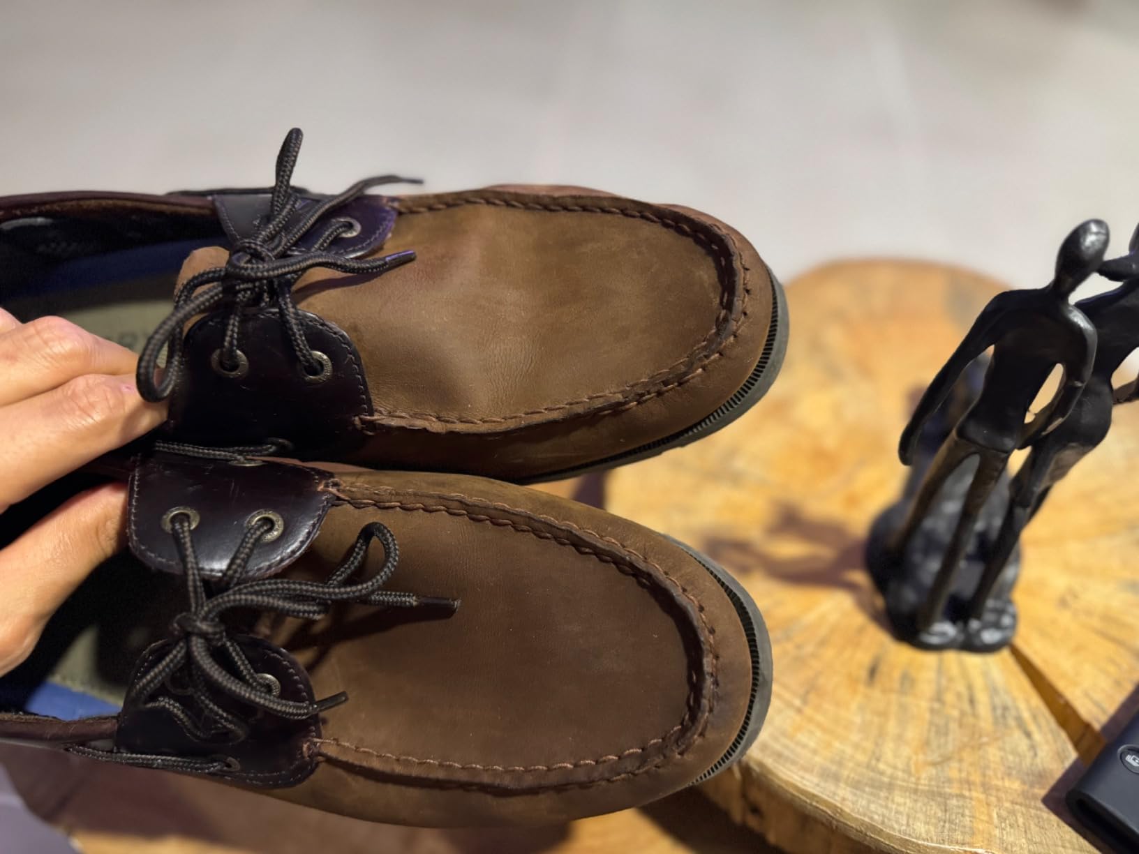 Sperry Men's Leeward 2-Eye Leather Boat Shoe customer photo 2
