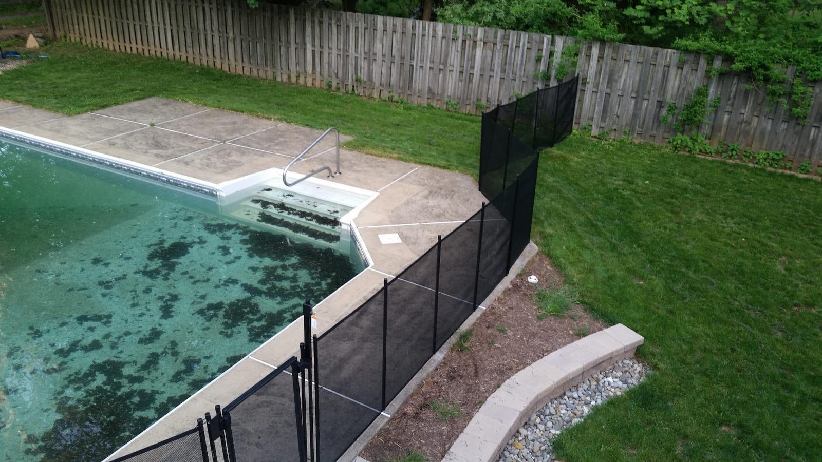 Pool Fence DIY by Life Saver Fencing Section Kit, 4 x 12-Feet, Black customer photo 1