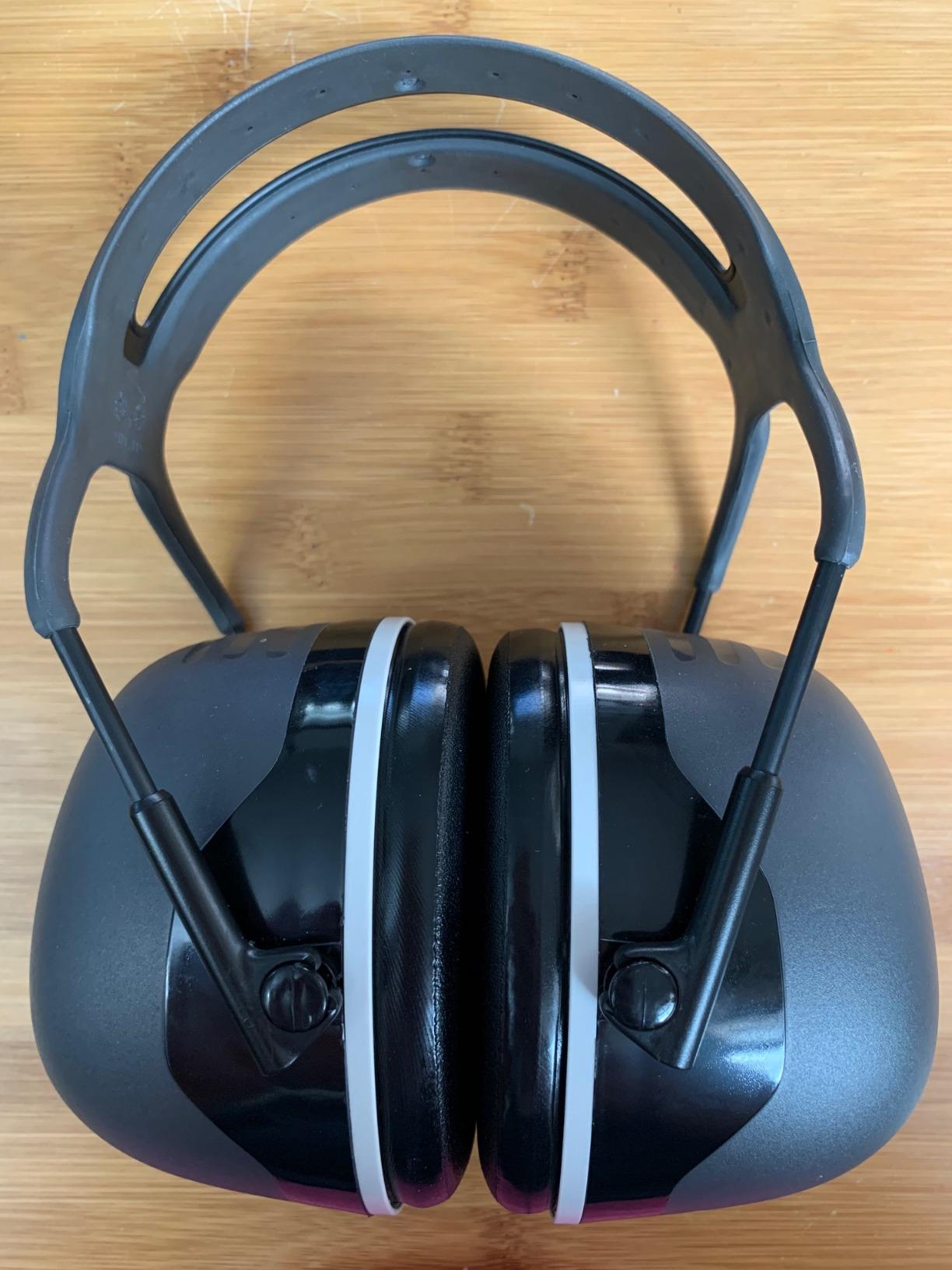 3M PELTOR Ear Muff Hearing Protection, X5 Series, Noise Protection NRR 21 dB, Construction, Manufacturing, Automotive customer photo 2