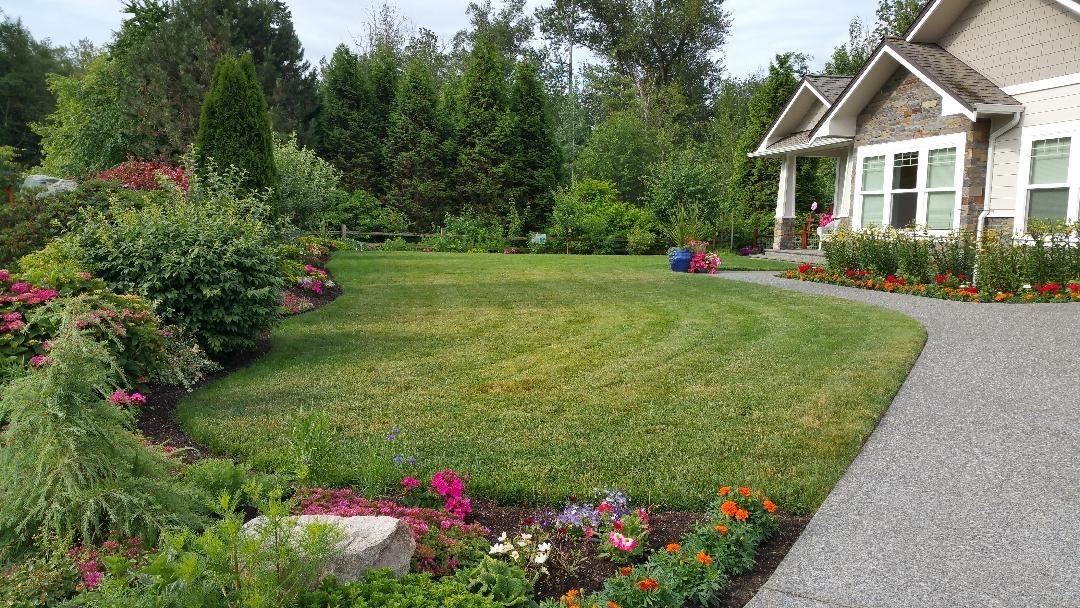 Scotts Halts Crabgrass & Grassy Weed Preventer, 10.06 lbs. customer photo 1