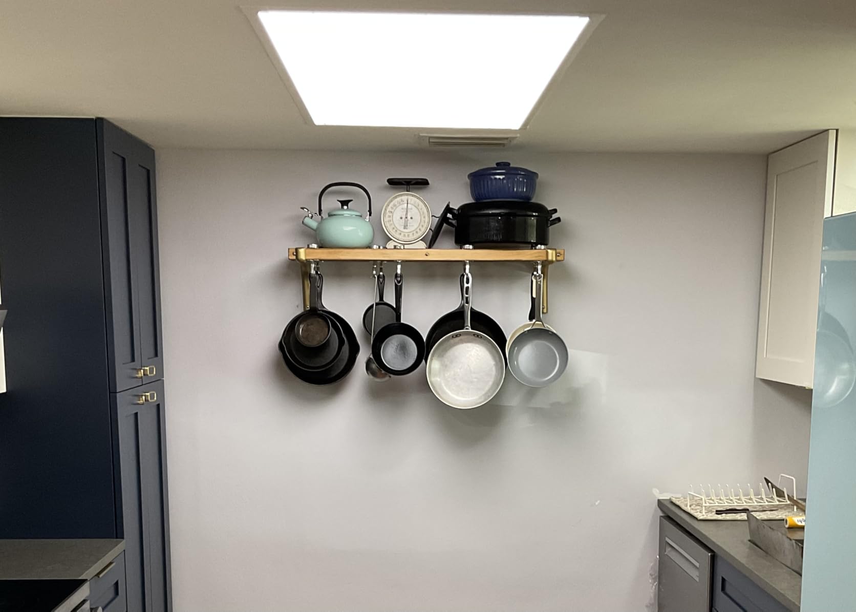 Cooks Standard Classic Ceiling Wood Pot Rack, 24x18 Inch Heavy Duty Hanging Cookware Organizer with Metal Grate & Solid Cast Aluminum Hooks, Movable Tracks Design customer photo 1