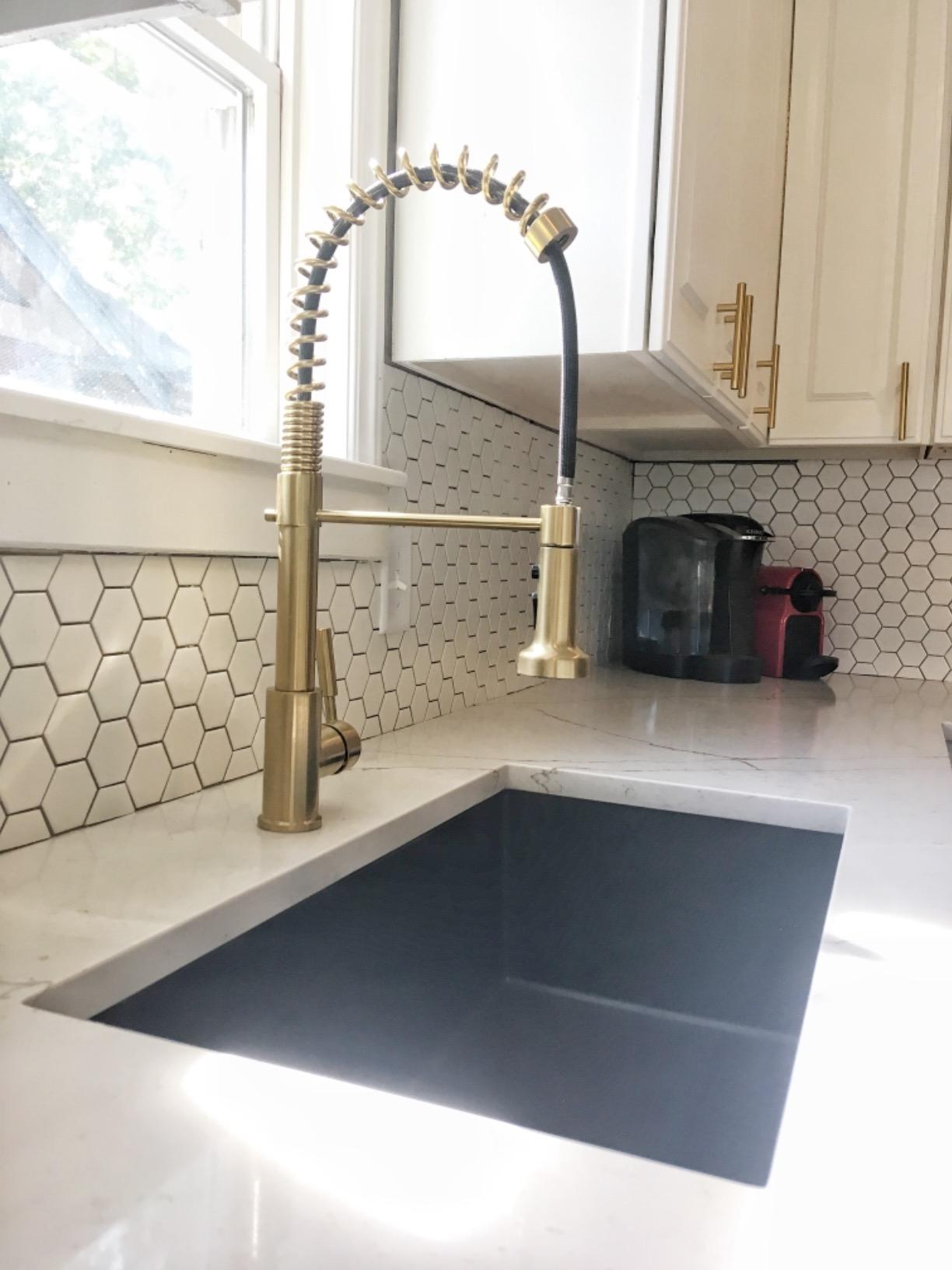 KRAUS Black Onyx 31 in Undermount Granite Kitchen Sink KGU-413B | Quartz composite with metallic particles, heat-safe, non-porous surface resists stains, colored through to resist fading customer photo 2