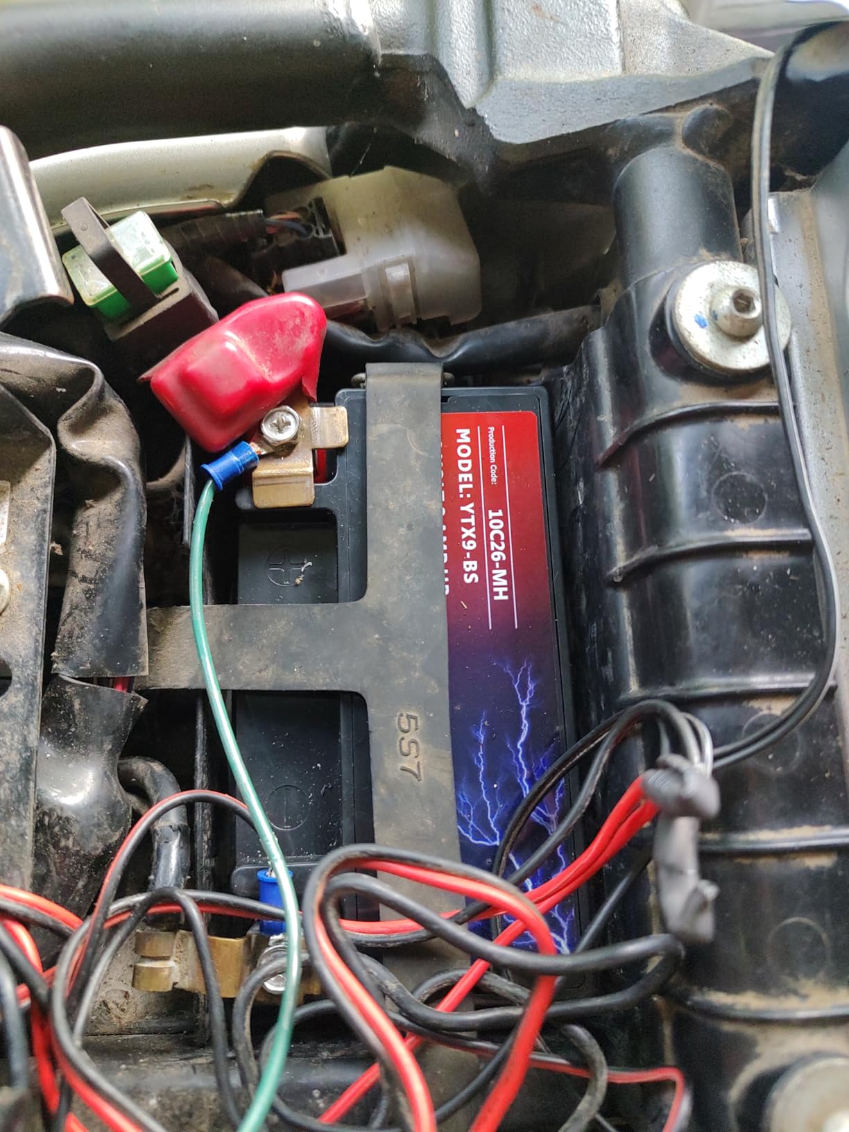 Mighty Max Battery YTX9-BS -12 Volt 8 AH, 135 CCA, Rechargeable Maintenance Free SLA AGM Motorcycle Battery customer photo 2