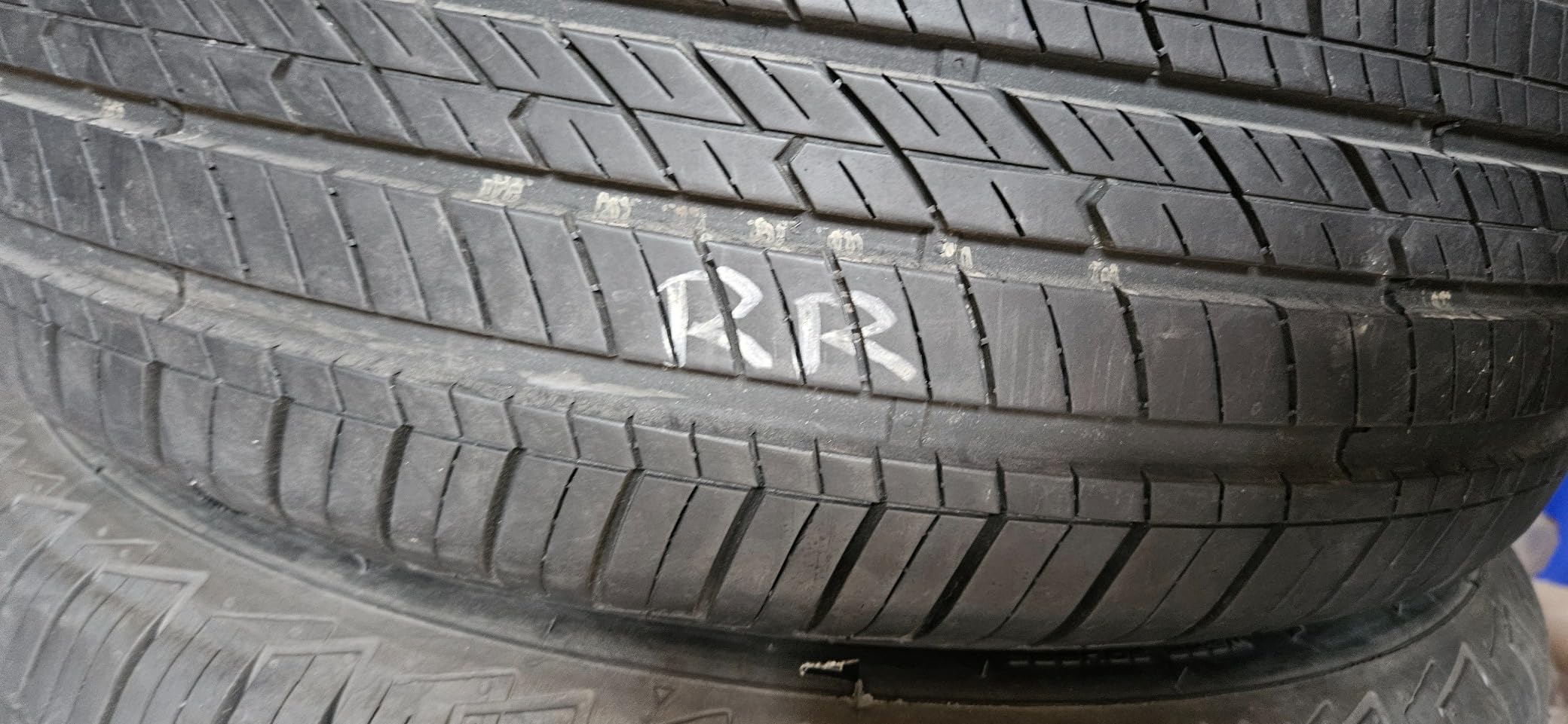 Cooper CS5 Grand Touring All-Season 185/60R15 84T Tire customer photo 1