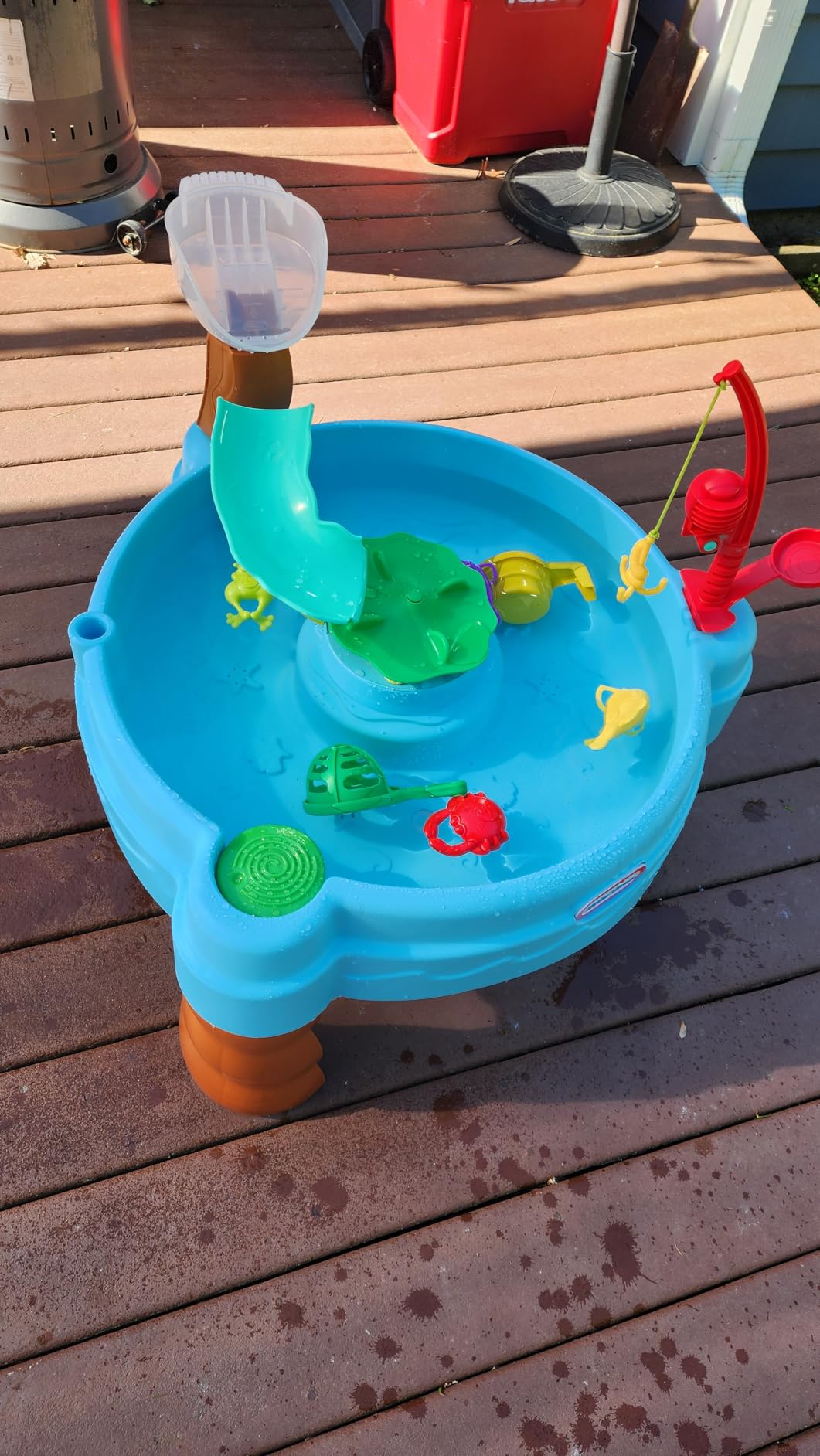 Little Tikes Full Set Water Table Fish 'n Splash - Full Set w/Toys & Fishing Set customer photo 2