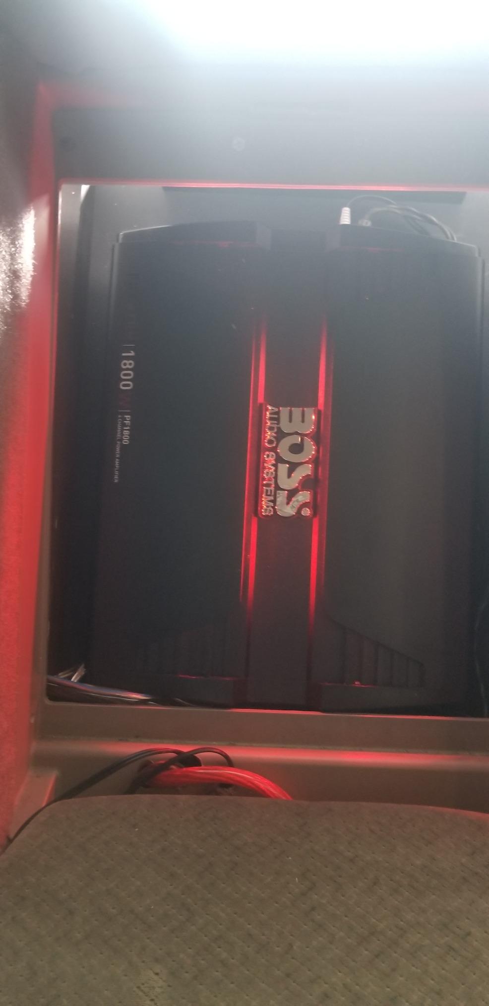 BOSS Audio Systems PF1800 4 Channel 1800 Output Class A/B Car Amplifier customer photo 2