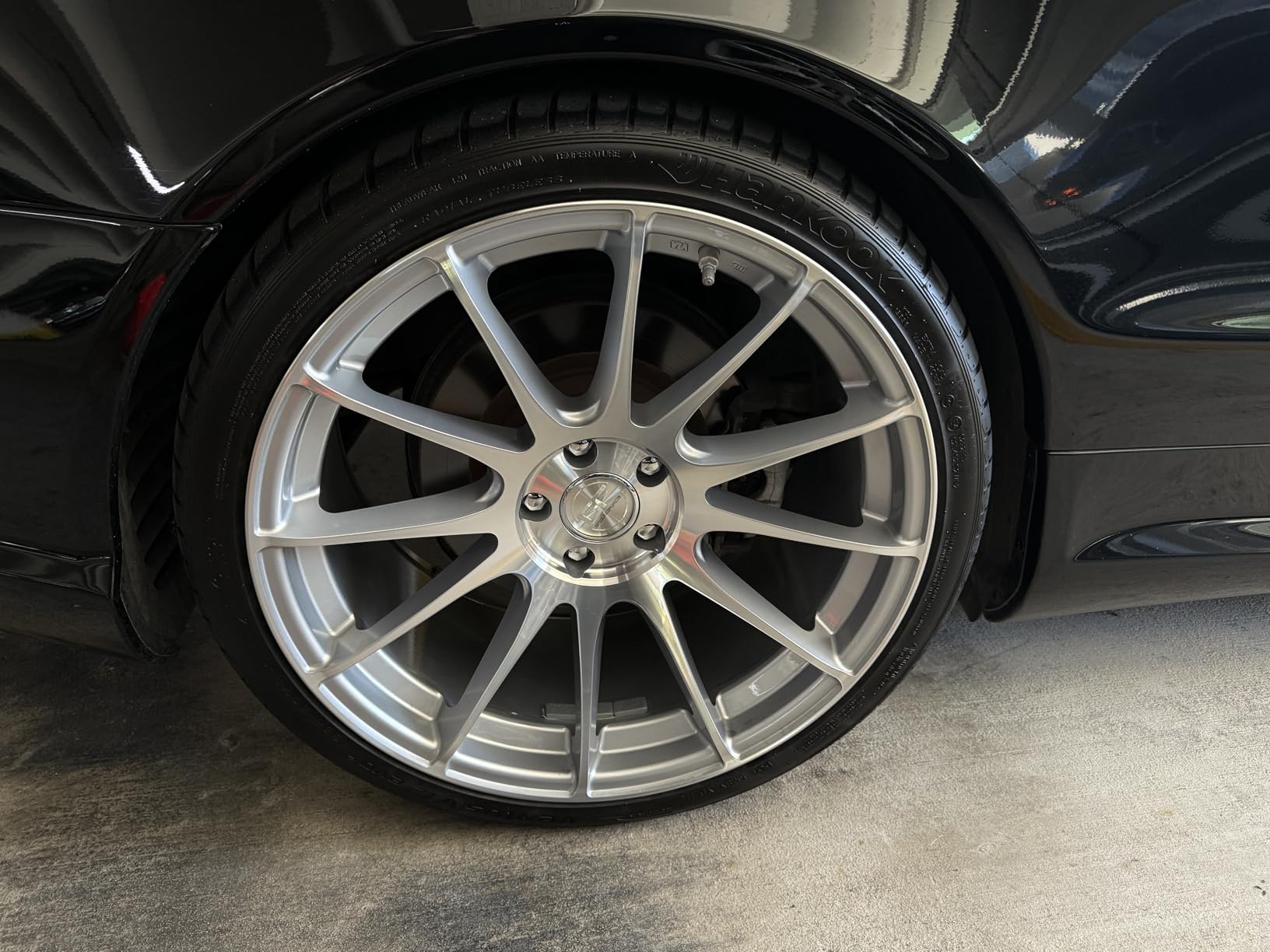 Hankook Ventus V12 evo2 (K120) 225/40ZR18 92Y XL customer photo 1