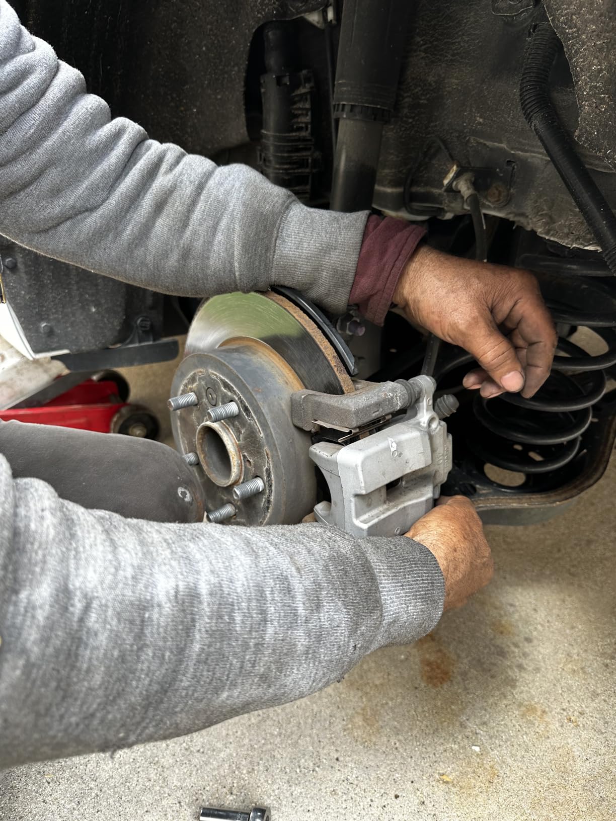 BOSCH BC1212 QuietCast Premium Ceramic Disc Brake Pad Set - Rear customer photo 1