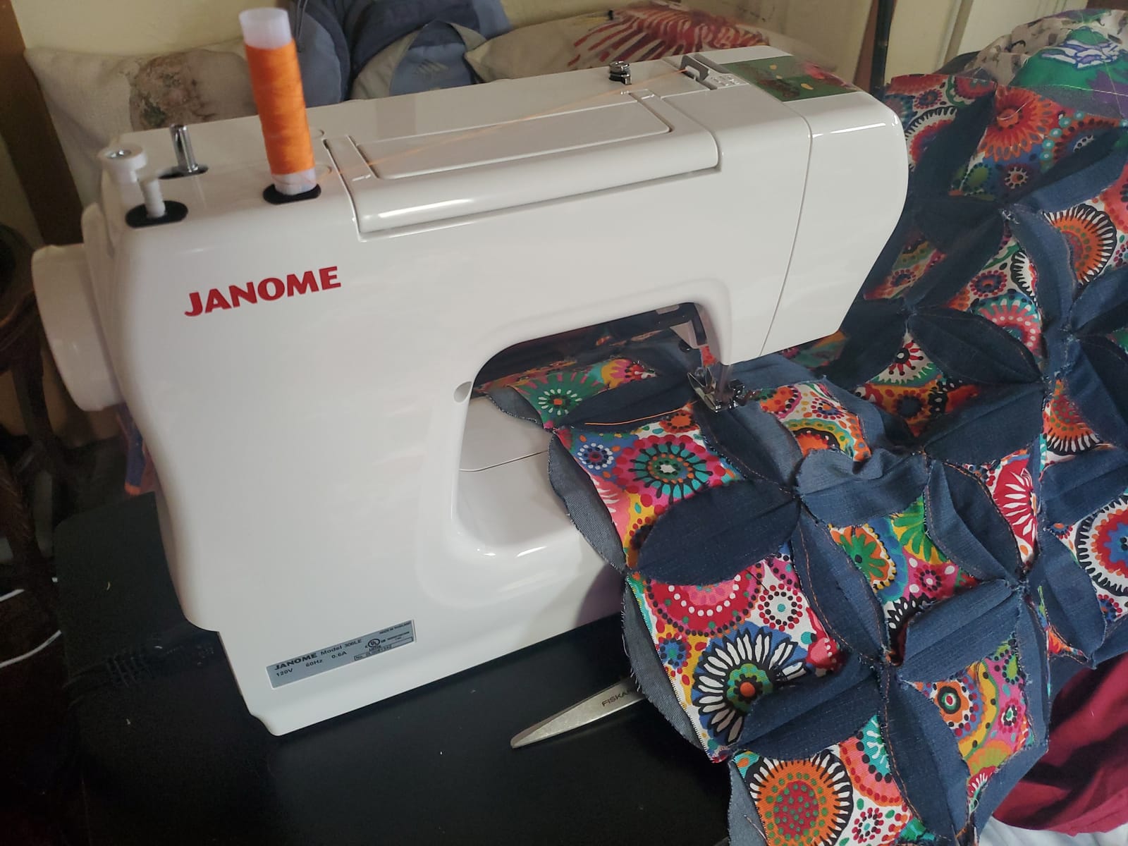 Janome 2212 Sewing Machine Includes Exclusive Bonus Bundle customer photo 1