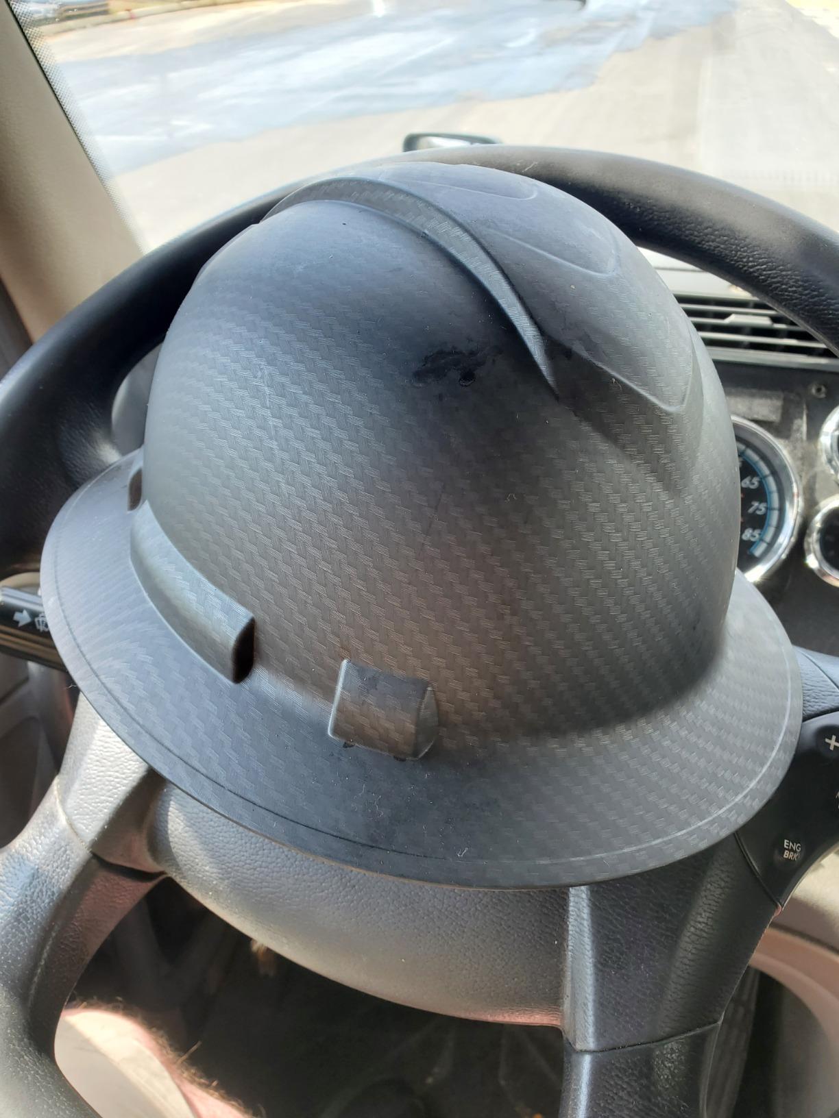 Pyramex Ridgeline Full Brim Hard Hat 4 Point Ratchet Matte Black Graphite Pattern customer photo 1