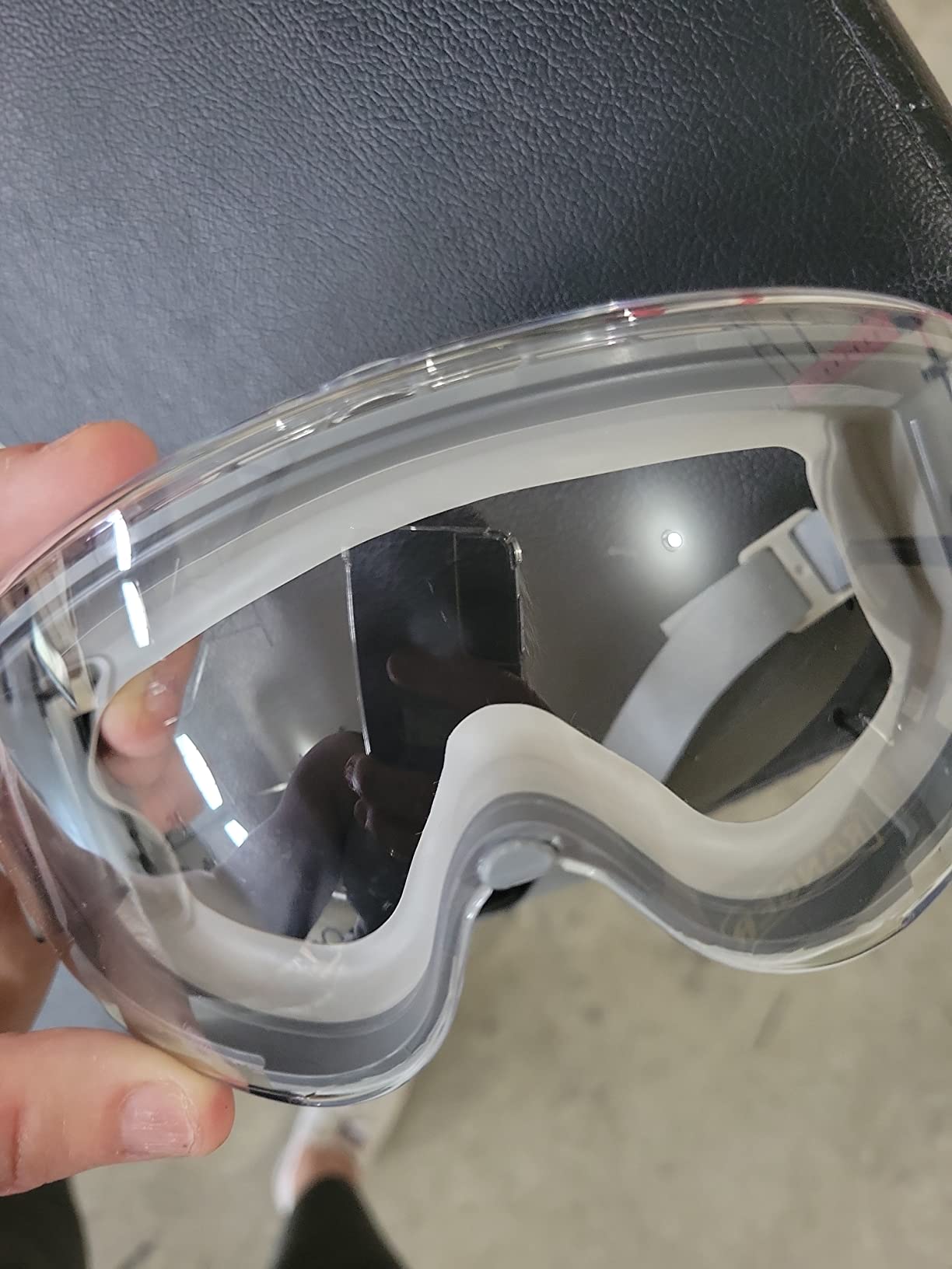 Honeywell Uvex Stealth Safety Goggles with Clear HydroShield Anti-Fog Lens, Grey Body & Neoprene Headband (S3960HS) customer photo 2