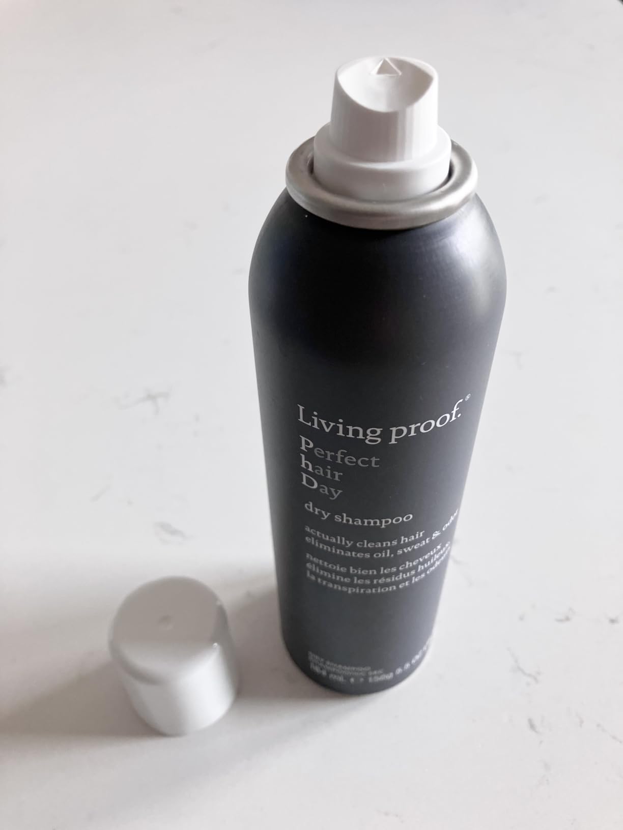 Living Proof Perfect Hair Day Dry Shampoo – Absorbs Oil, Sweat, Odor, Cleans Hair, Fresh Scent, Detoxifies Scalp for Women and Men customer photo 1