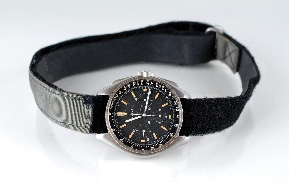 Bulova Men's Archive Series Lunar Pilot 6-Hand Chronograph High Performance Quartz Stainless Steel and Black Nylon Strap Watch Set, Sapphire Crystal Style: 96B251 customer photo 1