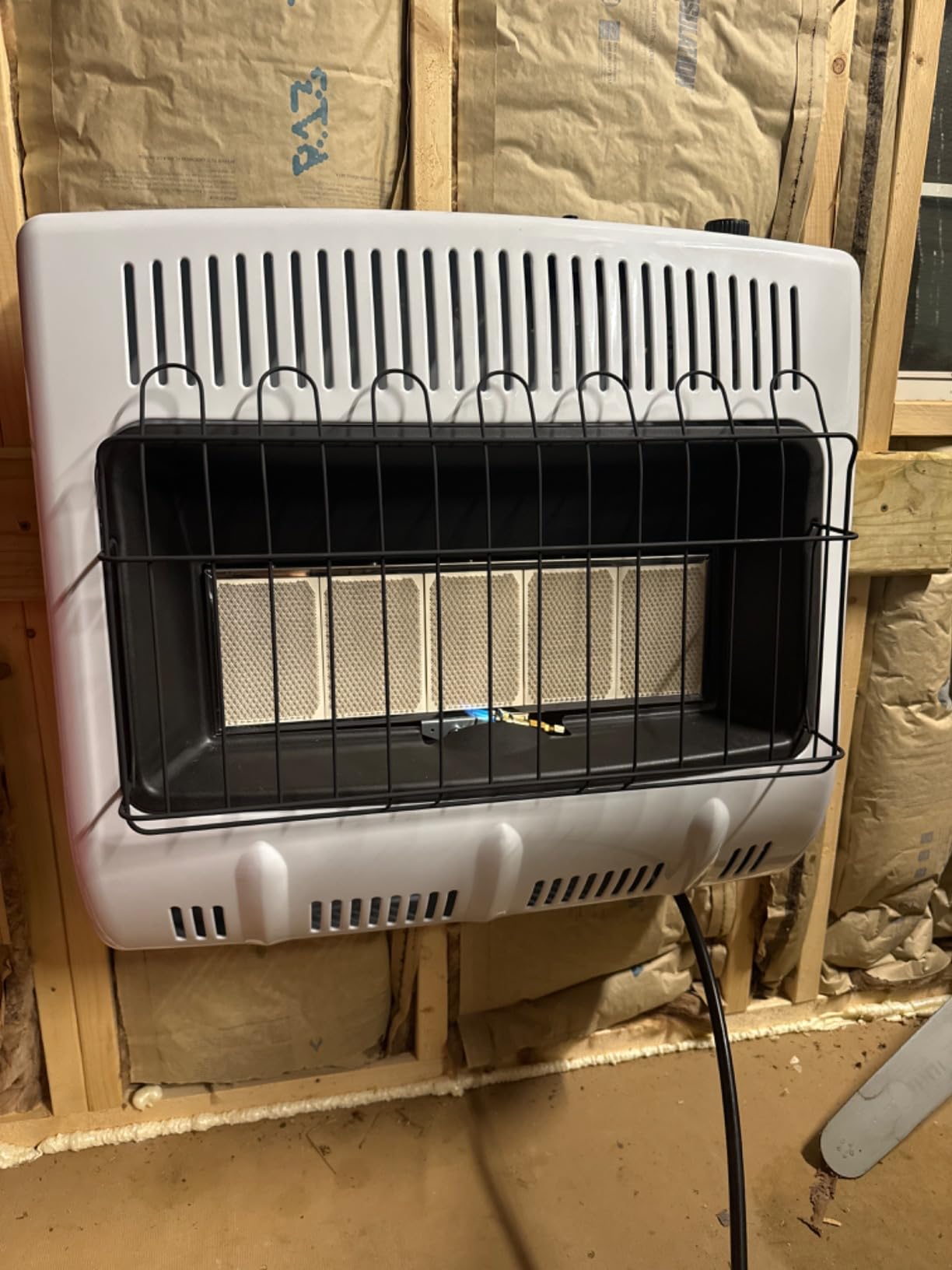 Mr. Heater 30,000 BTU Vent Free Radiant Propane Heater customer photo 1