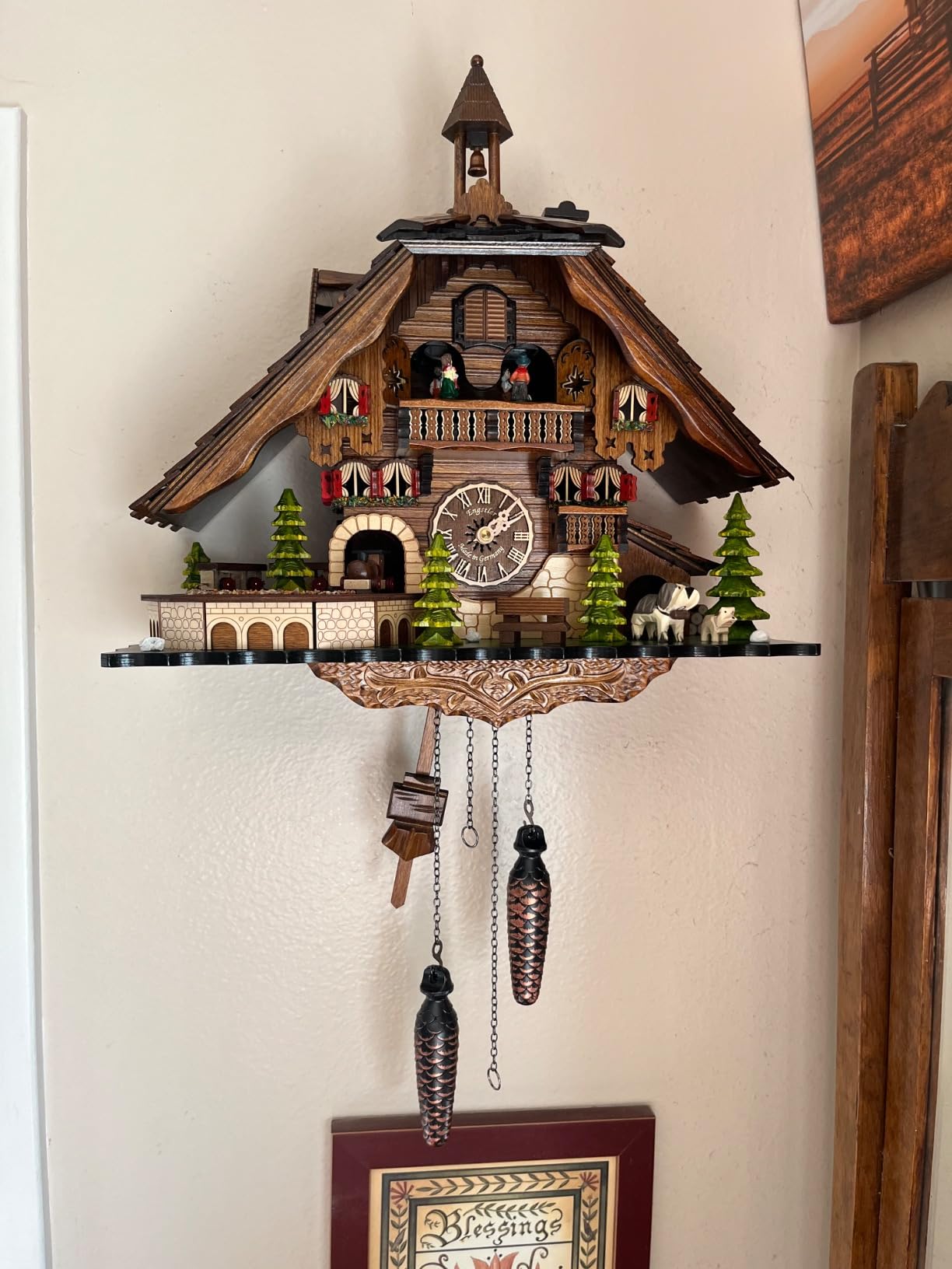Engstler Quartz Cuckoo Clock Black Forest House with Moving Train, with Music EN 48110 QMT customer photo 1