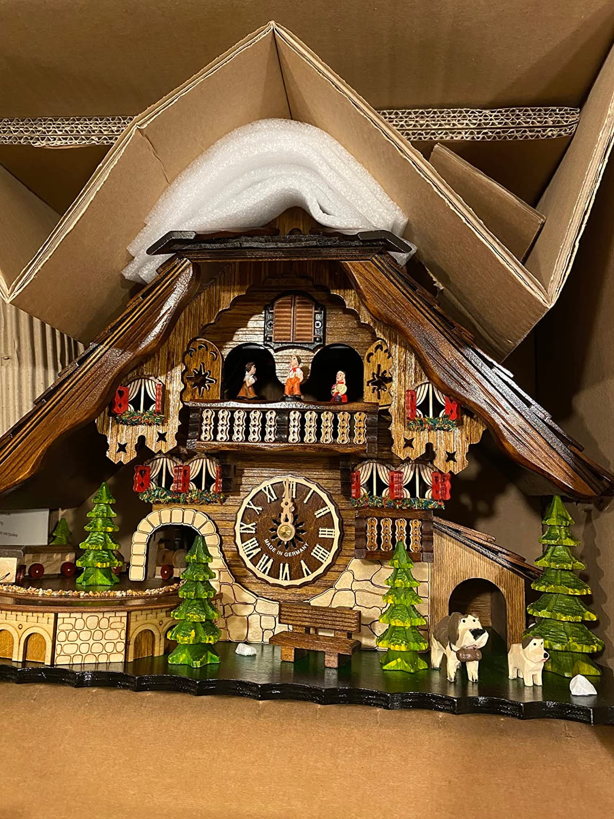 Engstler Quartz Cuckoo Clock Black Forest House with Moving Train, with Music EN 48110 QMT customer photo 2