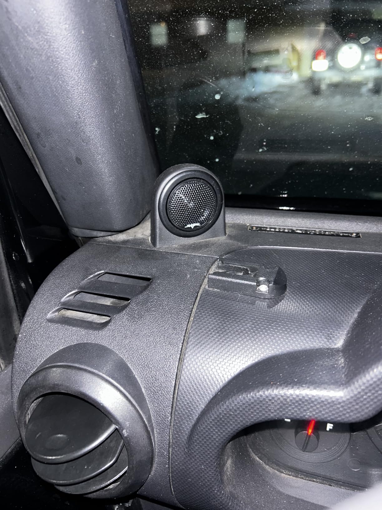 Skar Audio TWS-01 1-Inch 240 Watt Max Power Neodymium Silk Dome Tweeters, Pair customer photo 2