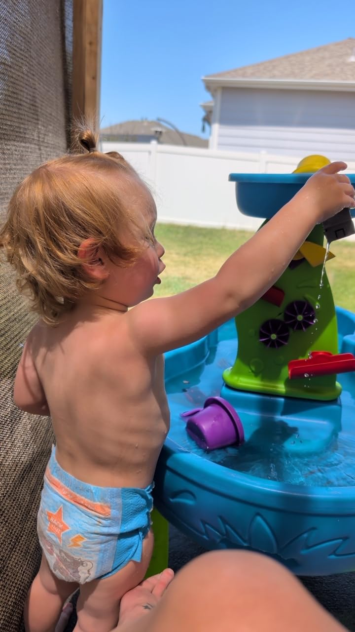 Step2 Rain Showers Splash Pond Toddler Water Table, Outdoor Kids Water Sensory Table, Ages 18+ Months, 13 Piece Water Toy Accessories, Blue & Green customer photo 2