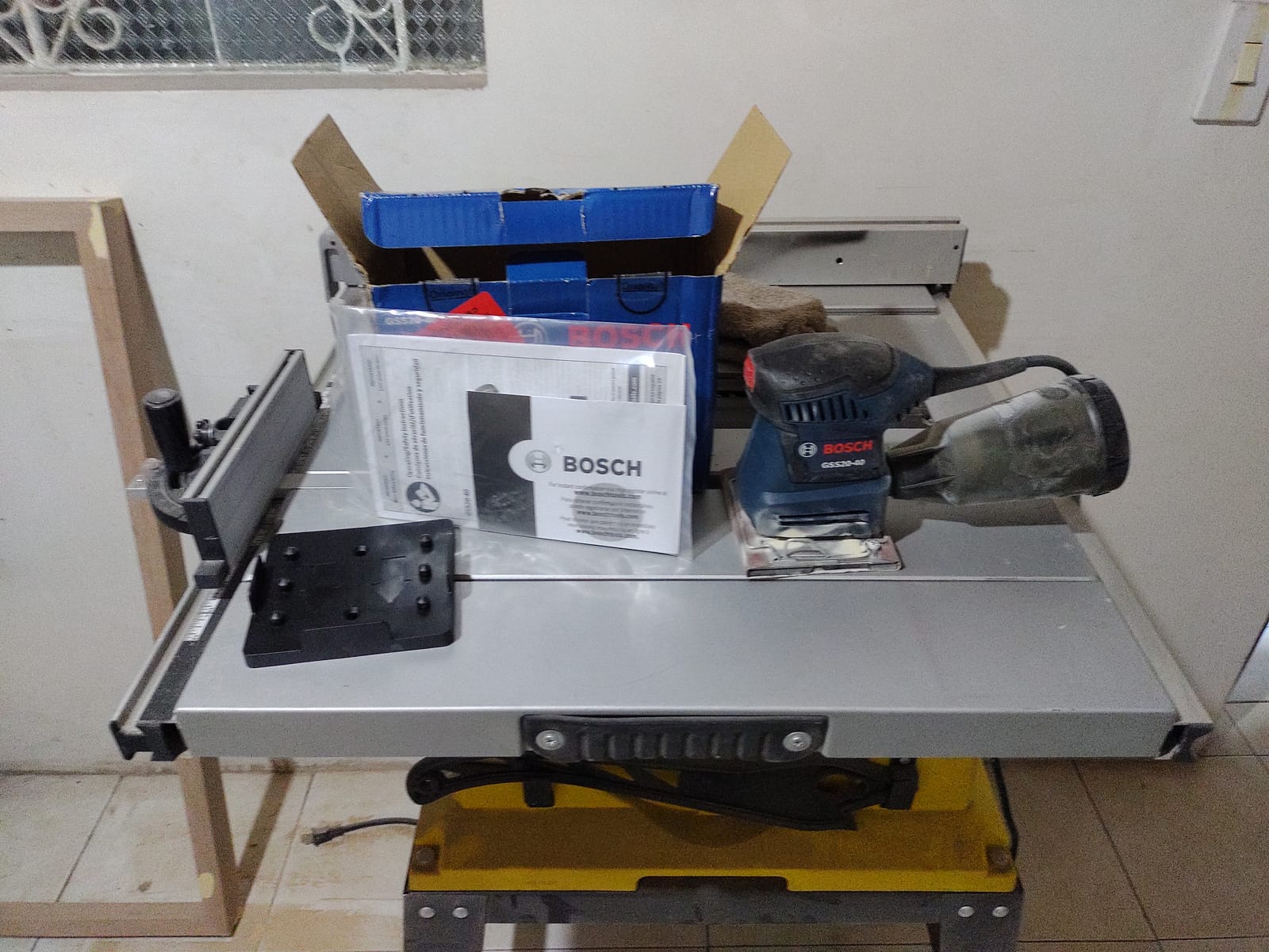 BOSCH GSS20-40 Orbital Finishing Sander 1/4-Sheet, 2 Amp, 12000 OPM with Dust Collector customer photo 2