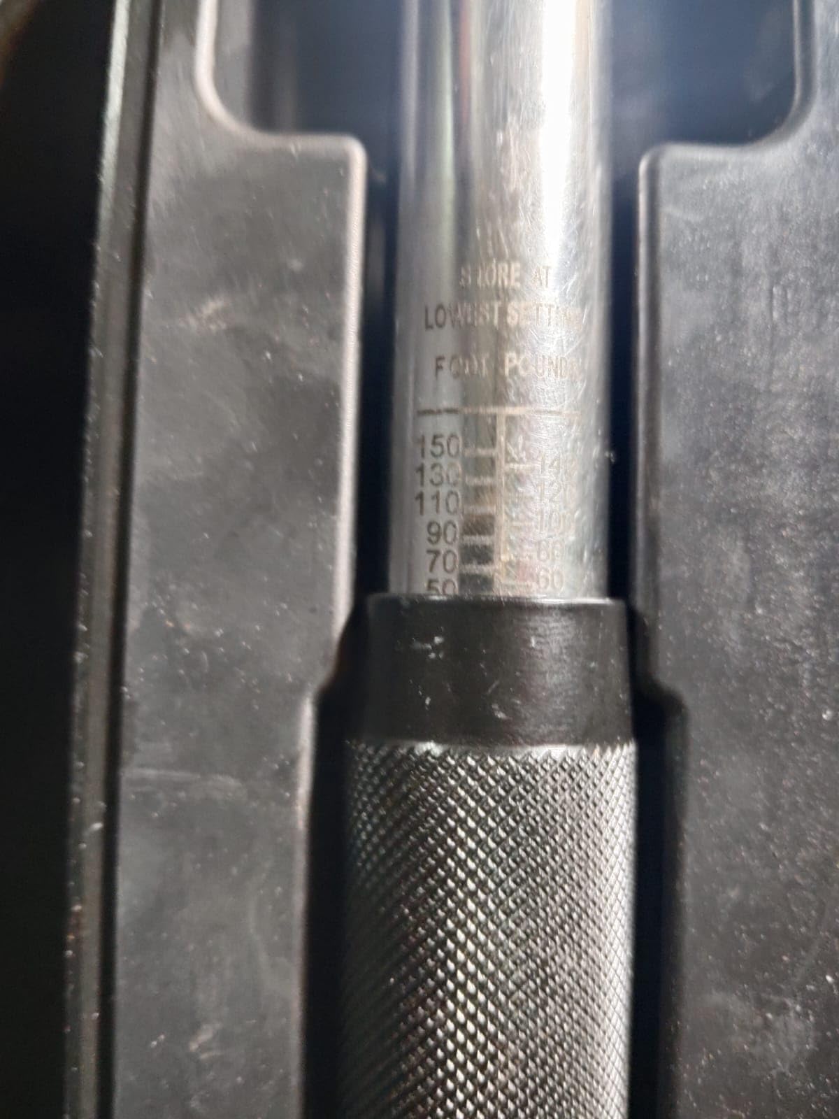 EPAuto 1/2-inch Drive Click Torque Wrench, 10-150 ft/lb, 13.6-203.5 N/m customer photo 2