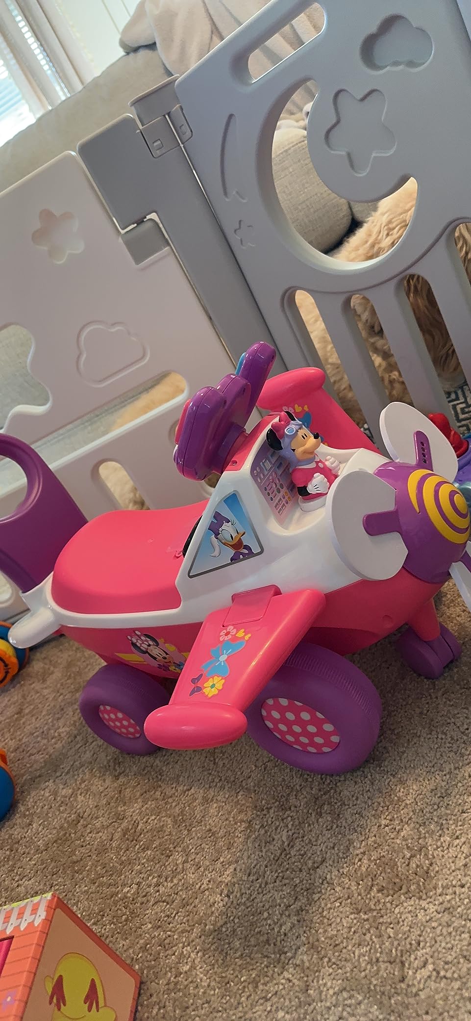 Kiddieland Disney My First Minnie Ride-On Plane Toy with Music, Lights & Sounds, Steering Wheel, 360° Turning, Horn, Foot-to-Floor Toddler Vehicle customer photo 1