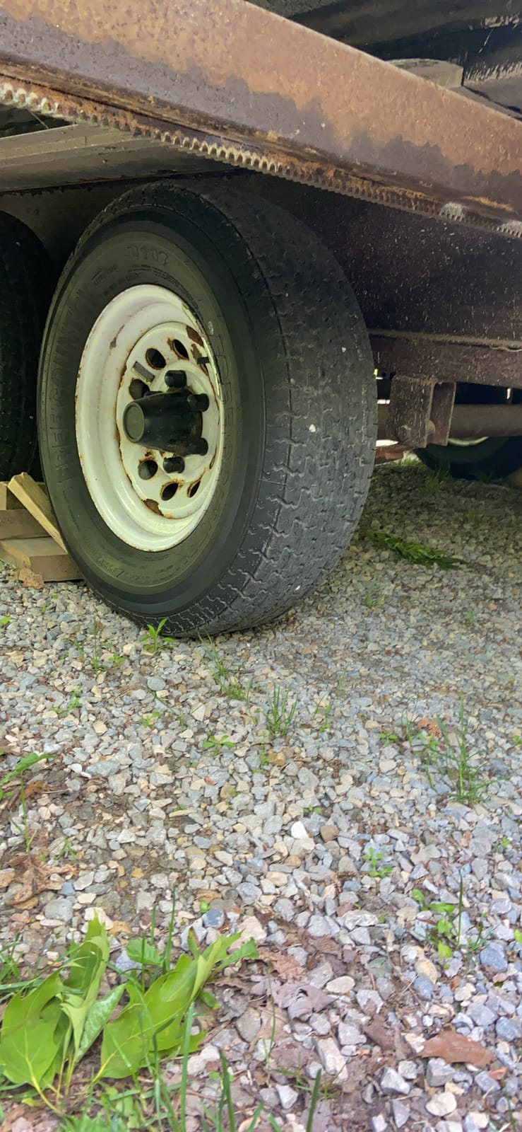 Free Country Grand Ride Set 4 Trailer Tires ST225/75R15 10 Ply Load Range E Steel Belted Radial w/Featured Scuff Guard customer photo 2