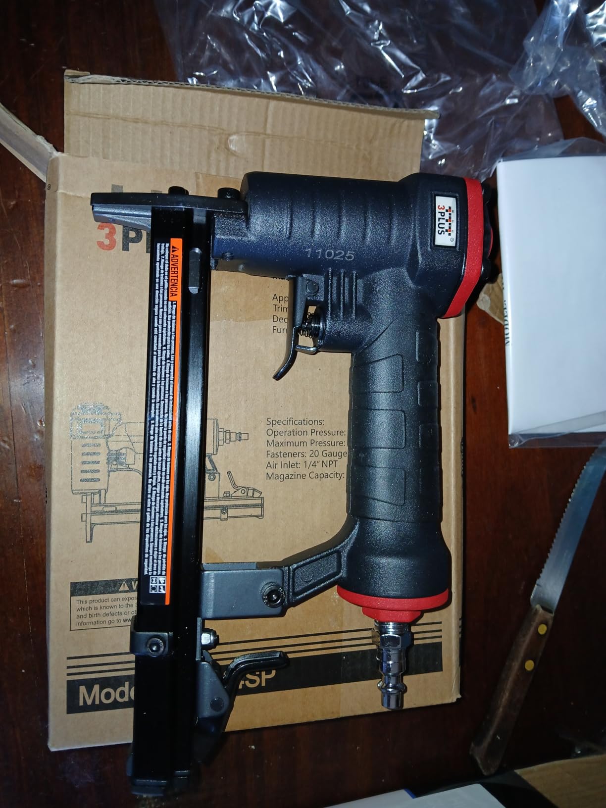 3PLUS HT5014SP Pneumatic 20 Gauge Stapler, T50 Upholstery Stapler, 1/4-Inch to 9/16-Inch customer photo 1