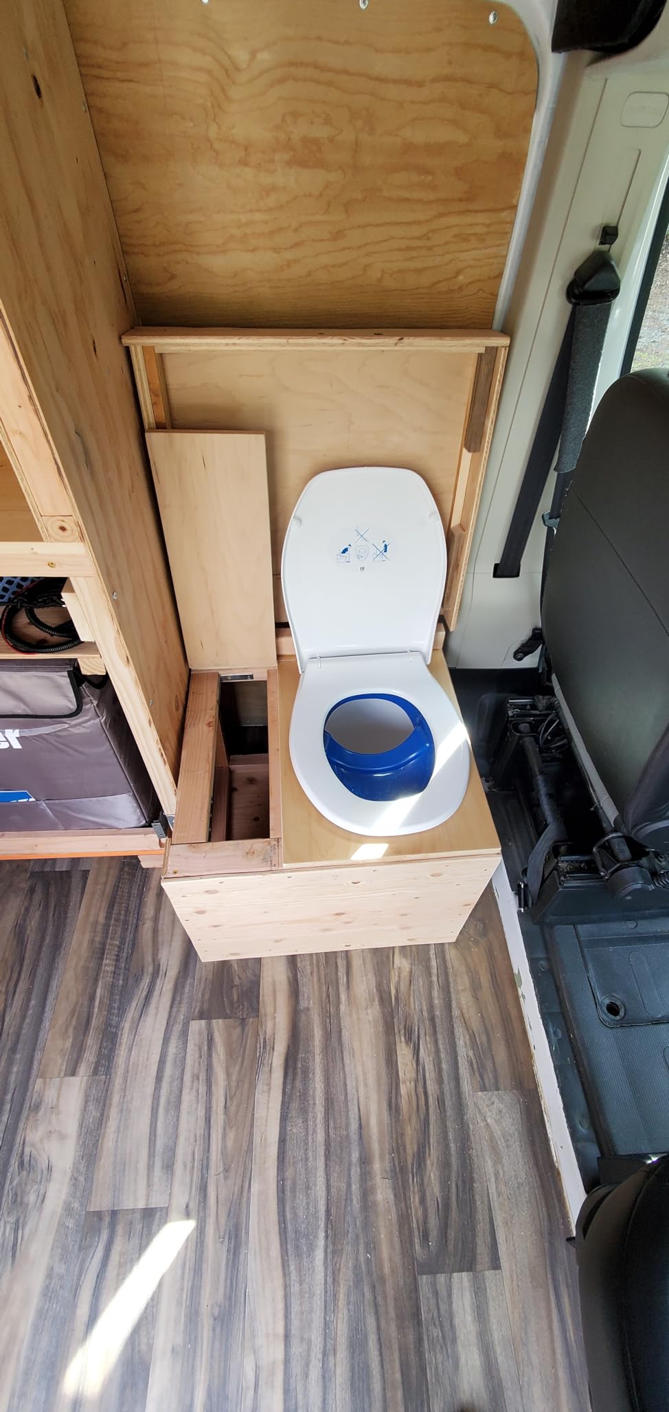 Separett Privy Urine-Separating Toilet Seat Kit, Blue Bowl customer photo 2