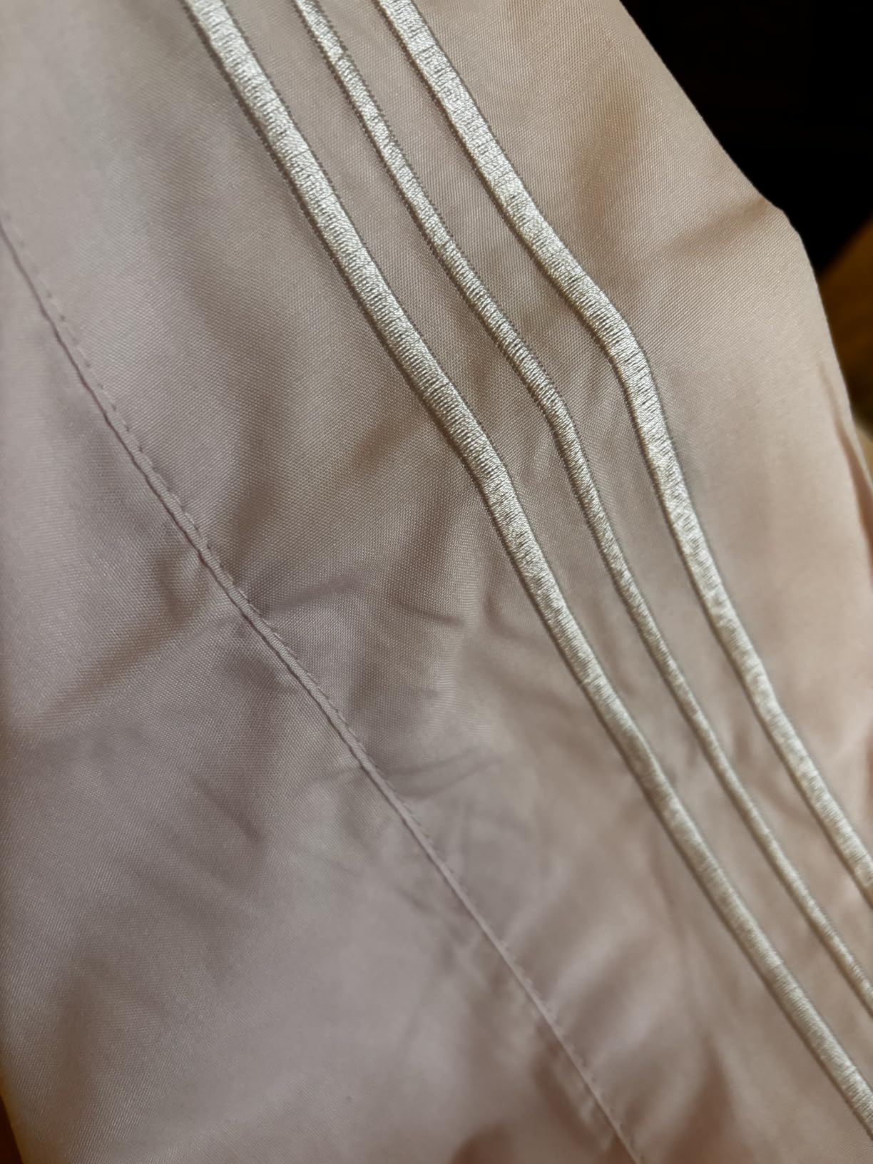 Queen Size 4 Piece Sheet Set - Breathable & Cooling Sheets - Dark Grey customer photo 1