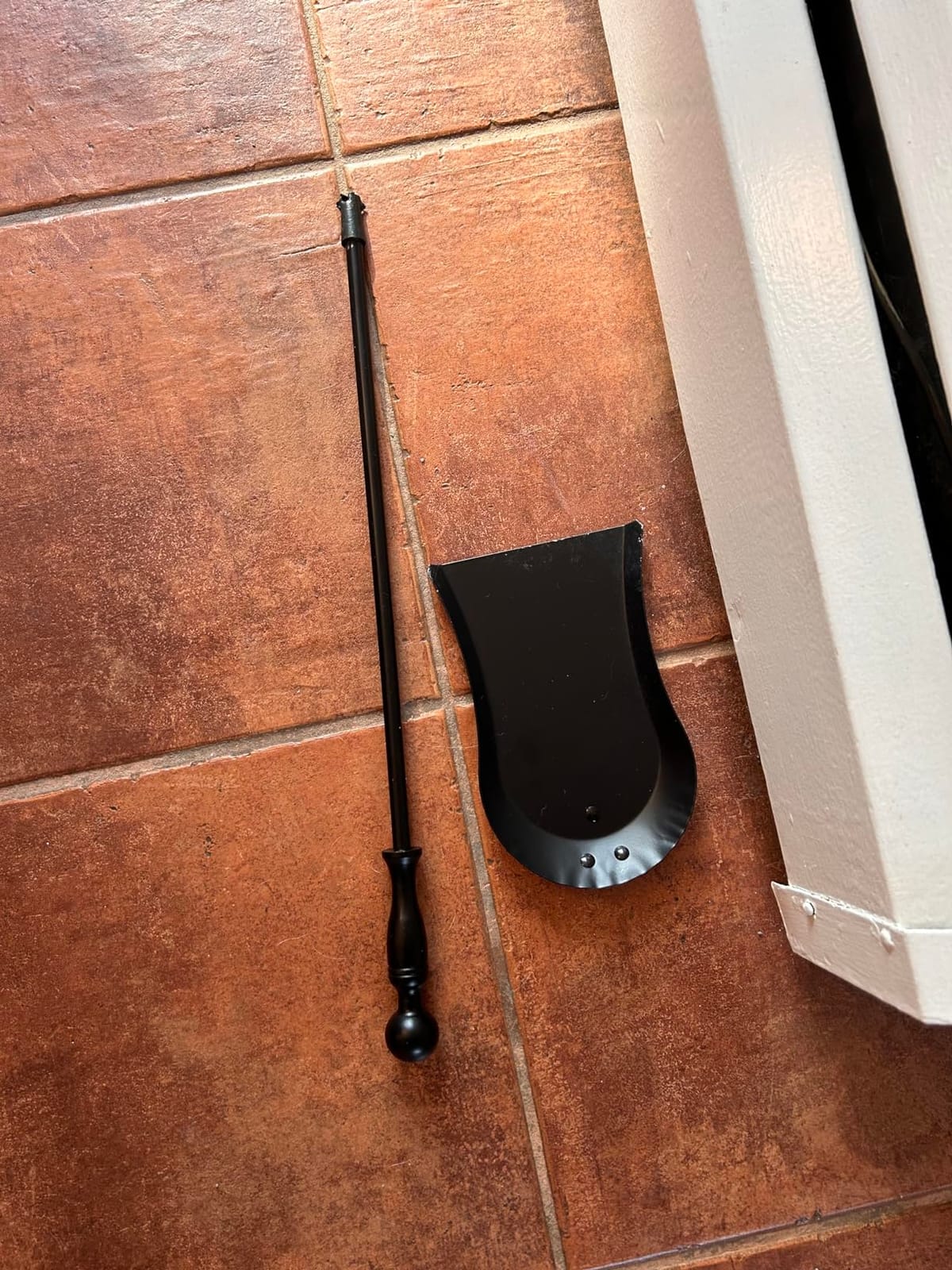 Rocky Mountain Goods 5 Pcs Fireplace Tool Set Black 31” Large - Shovel, Brush, Poker, Tongs, and Stand - Heavy Duty Wrought Iron - Decorative Finish - Ergonomic Ball handles customer photo 1