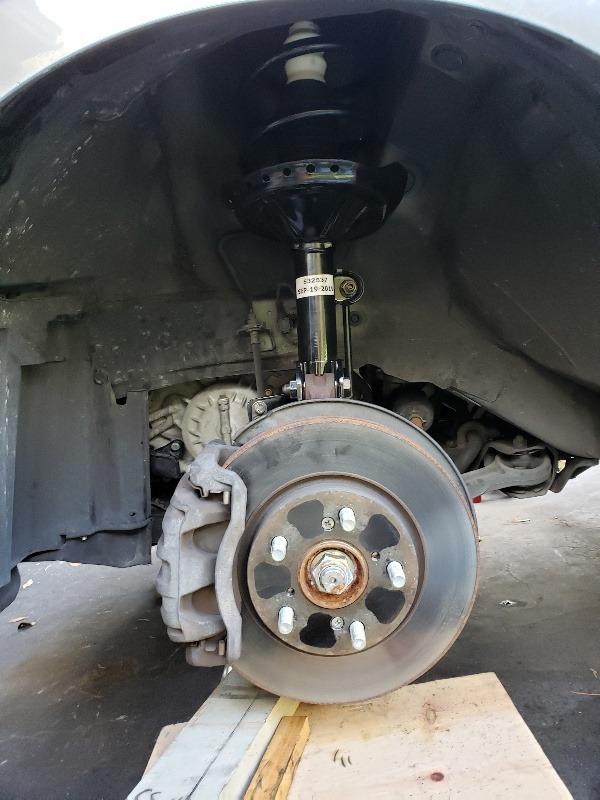 Detroit Axle - 2 Front Struts for 2006-2011 Honda Civic Acura CSX customer photo 1