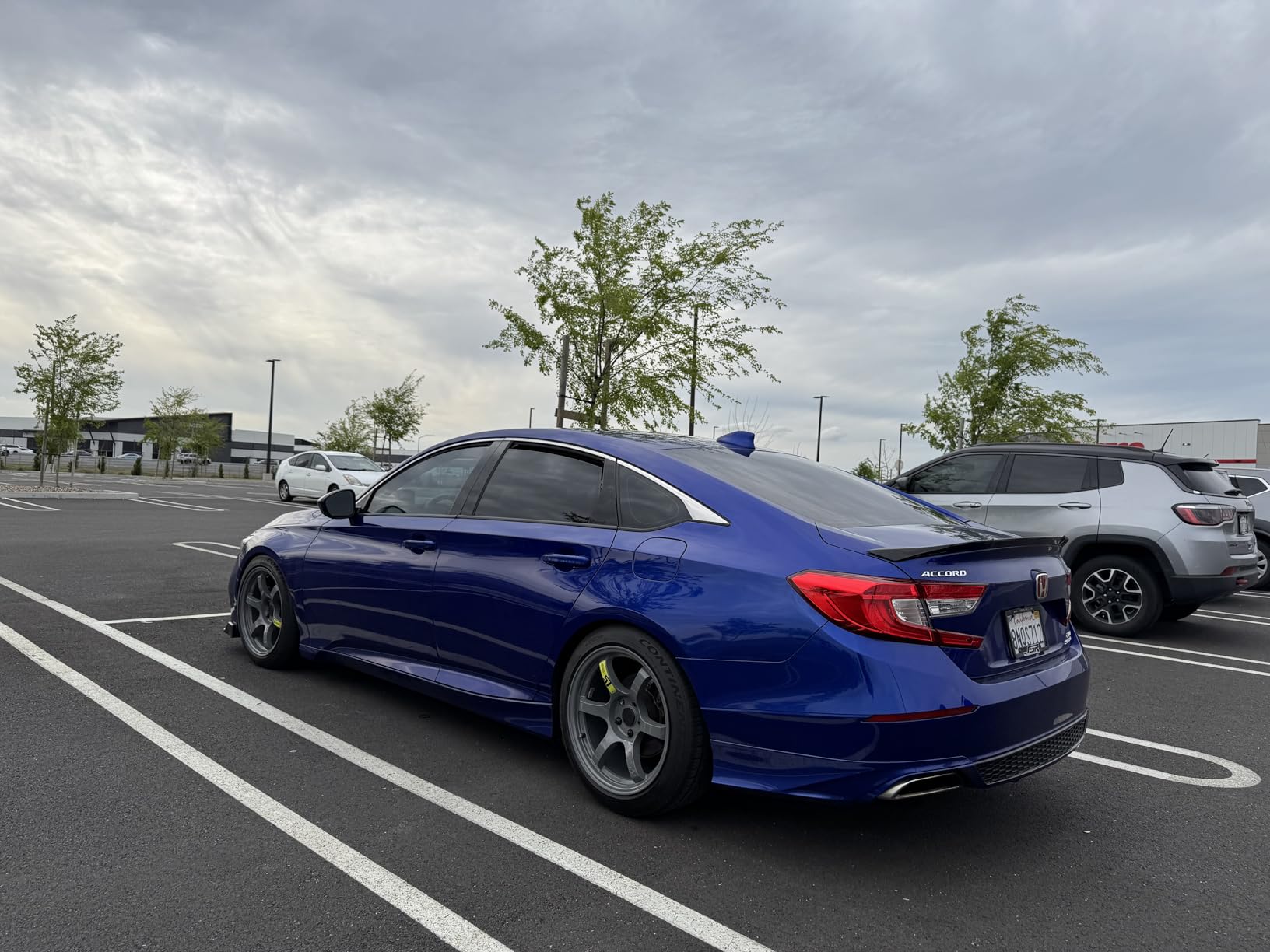 Mobil 1 Extended Performance Oil Filter, M1-110A | Synthetic Blend, High Efficiency 20,000 Mile Protection | 1 Pack customer photo 1
