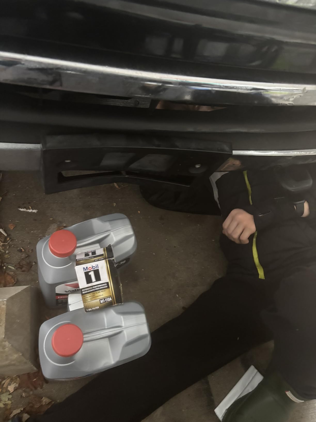 Mobil 1 Extended Performance Oil Filter, M1-110A | Synthetic Blend, High Efficiency 20,000 Mile Protection | 1 Pack customer photo 2