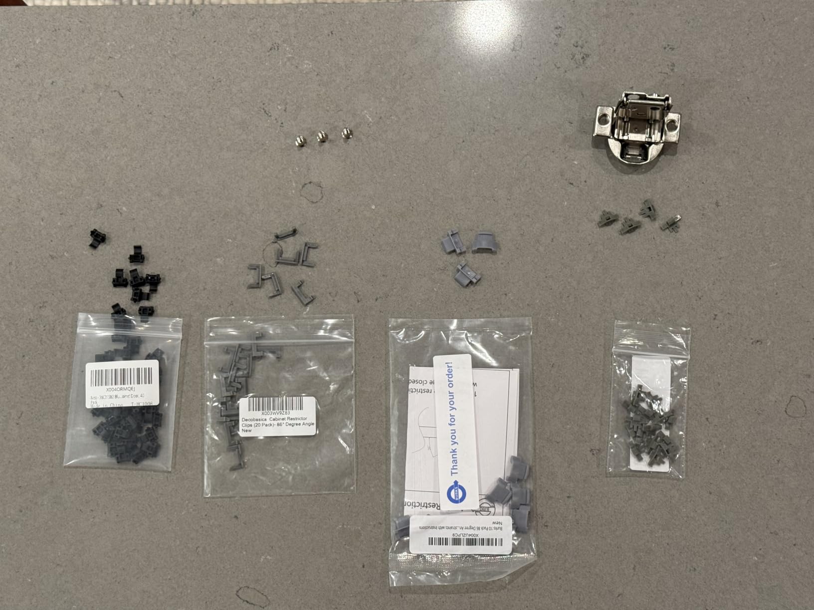 Decobasics 50 Pack Soft Close Cabinet Hinges – 1/2