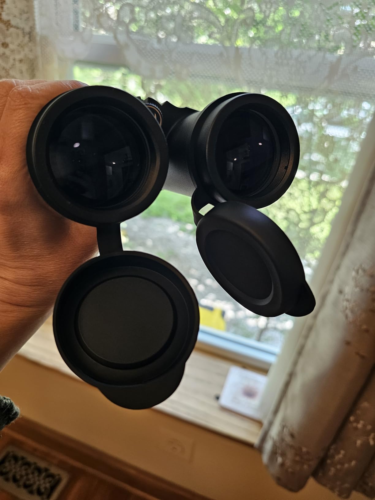 Gosky 10x42 Binoculars for Adults High Powered with Phone Adapter & Tripod customer photo 2