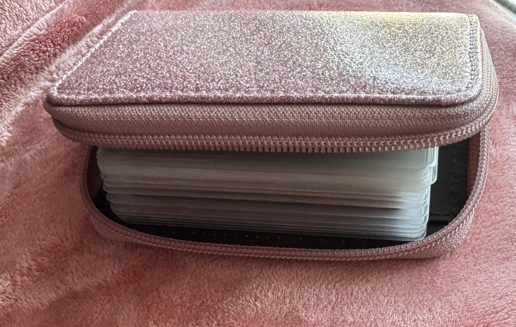 Easyoulife Genuine Leather Credit Card Holder Zipper Wallet With 26 Card Slots customer photo 2