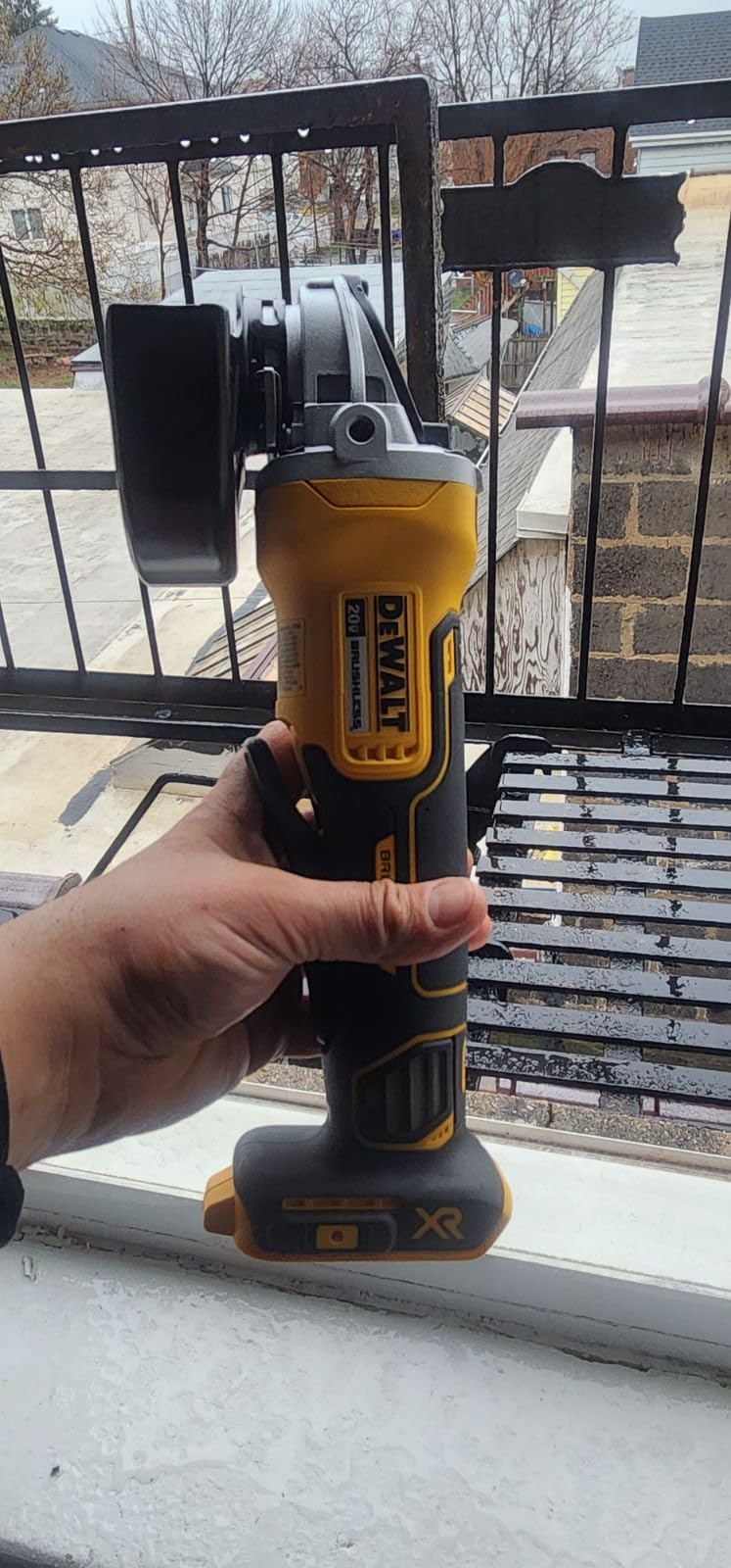 DEWALT 20V MAX* Angle Grinder Tool Cordless Brushless, 4 1/2 Inch, with Paddle Switch and Kickback Brake, Tool Only (DCG413B) | Paddle Switch, Kickback Brake, Tool Only customer photo 2