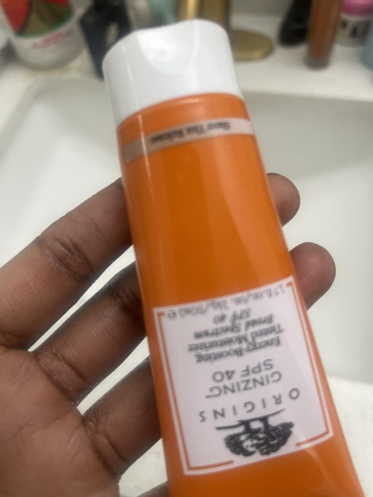 Origins GinZing Energy-Boosting Tinted Moisturizer with SPF 40 | Hydrates & Perfects | Skin Tint with Caffeine and Ginseng, 1.7 Fl Oz customer photo 1