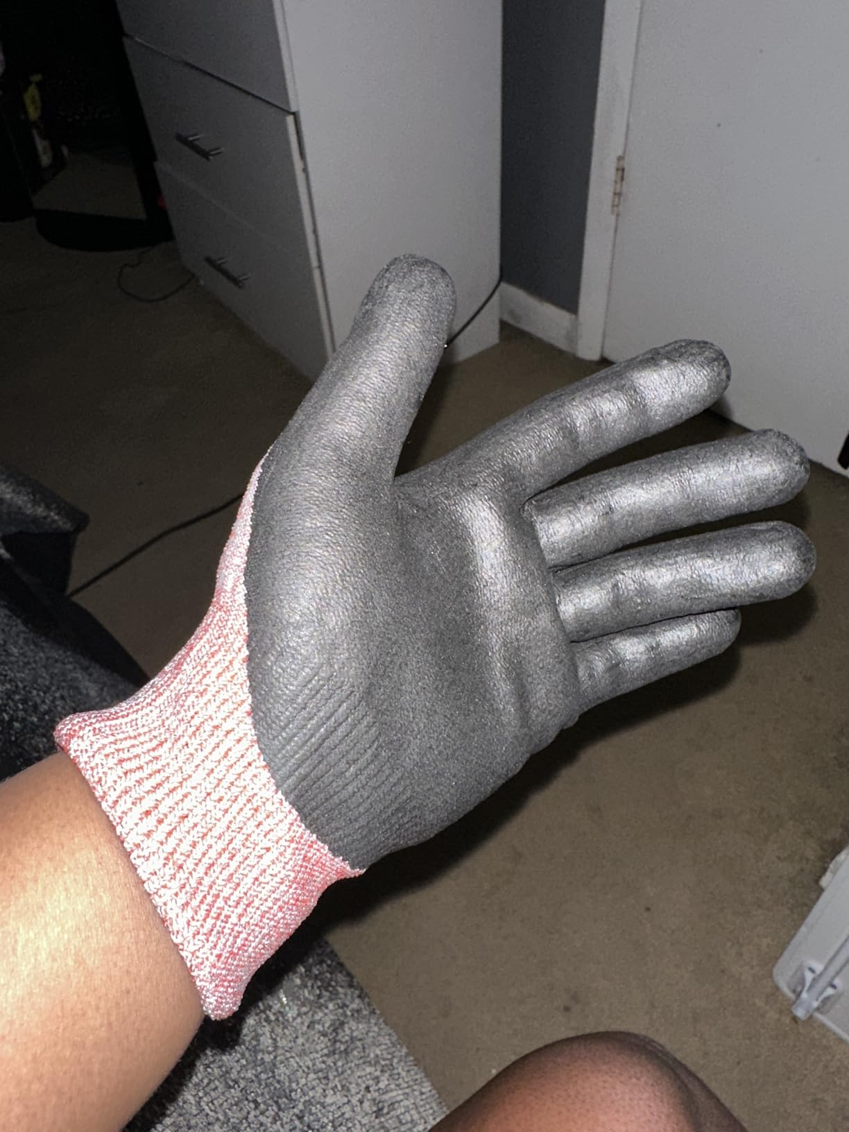 DEX FIT Level 5 Cut Resistant Gloves Cru553, 3D-Comfort Fit, Firm Grip, Thin & Lightweight, Touch-Screen Compatible, Durable, Breathable & Cool, Machine Washable; Grey M (8) 1 Pair customer photo 2